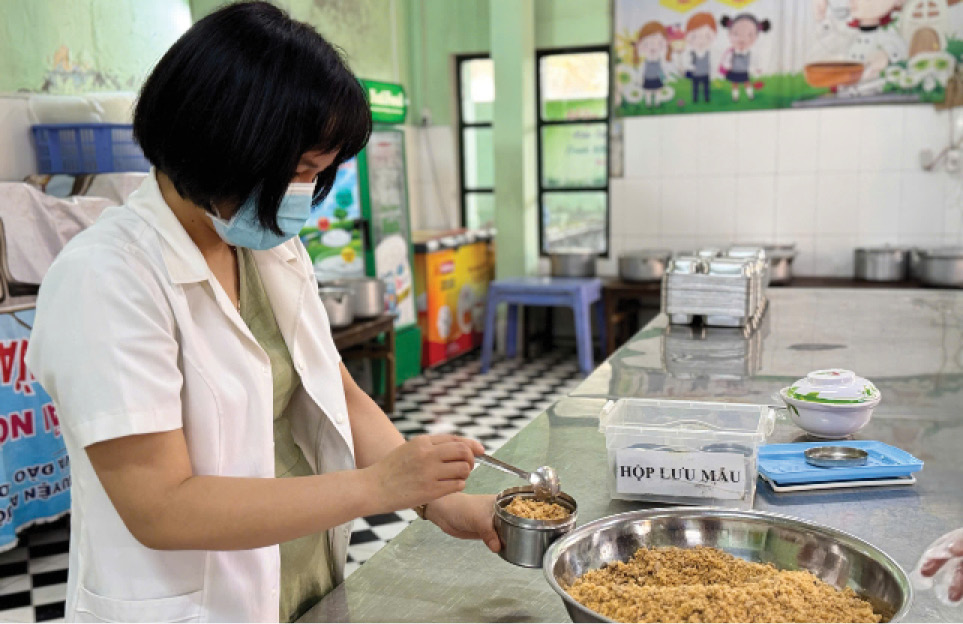 Để phụ huynh cùng giám sát bữa ăn bán trú