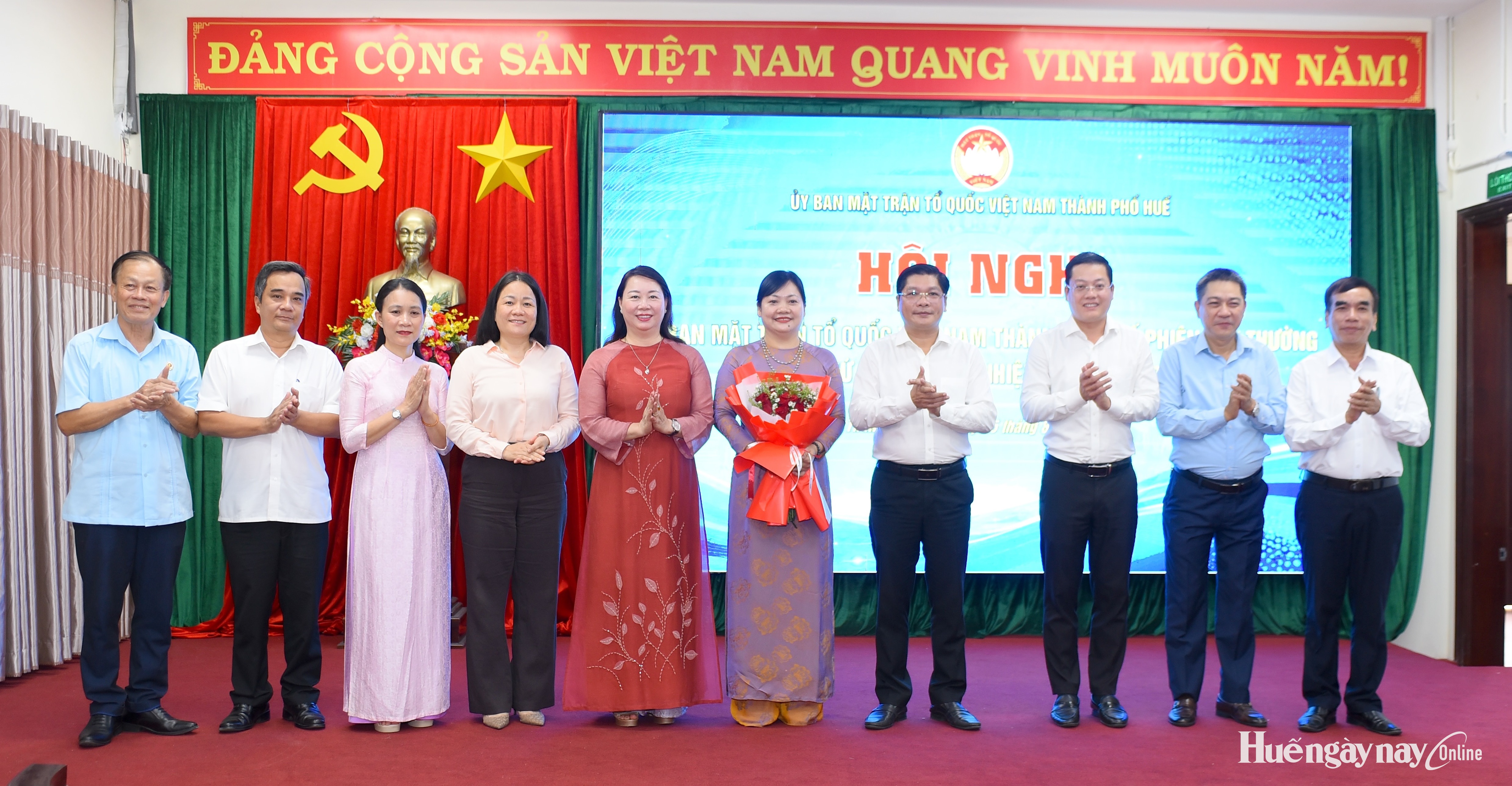 Ủy ban MTTQ Việt Nam thành phố thông qua các đề án trọng tâm, kiện toàn nhân sự khóa XI