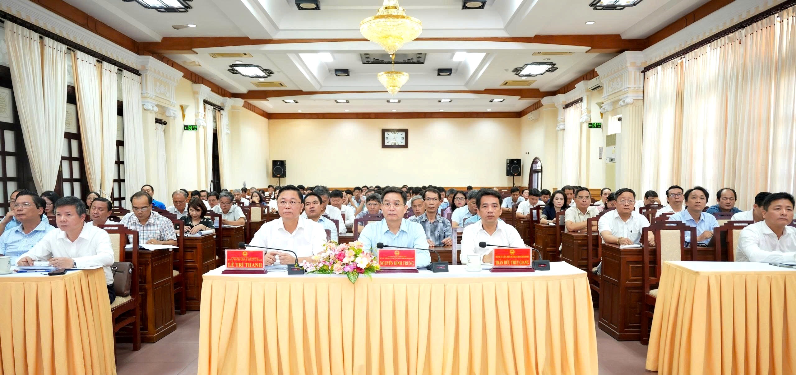 Đổi mới phải bắt đầu từ bên trong ngành giáo dục