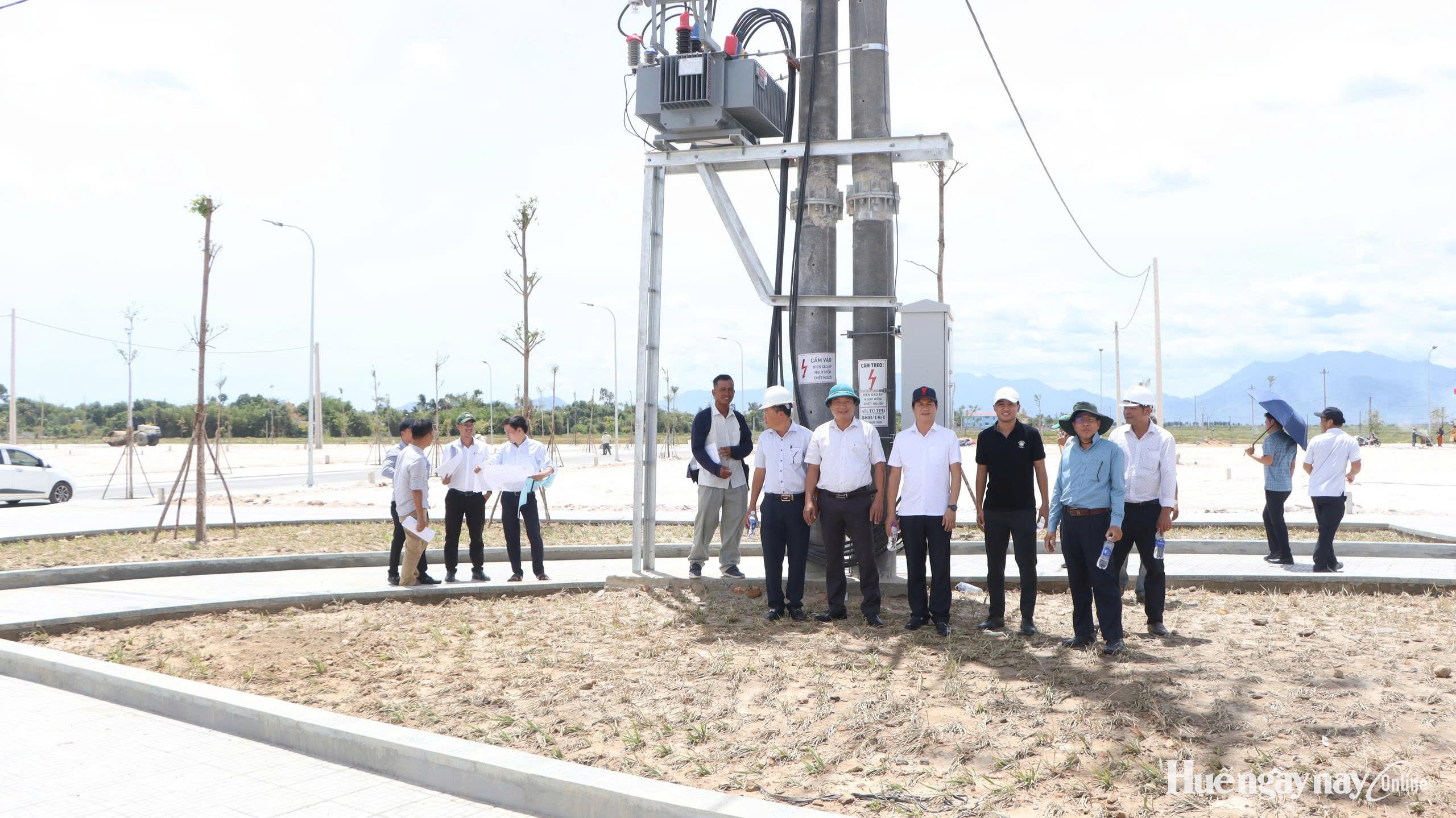 Bàn giao hạ tầng kỹ thuật khu tái định cư Phú Gia
