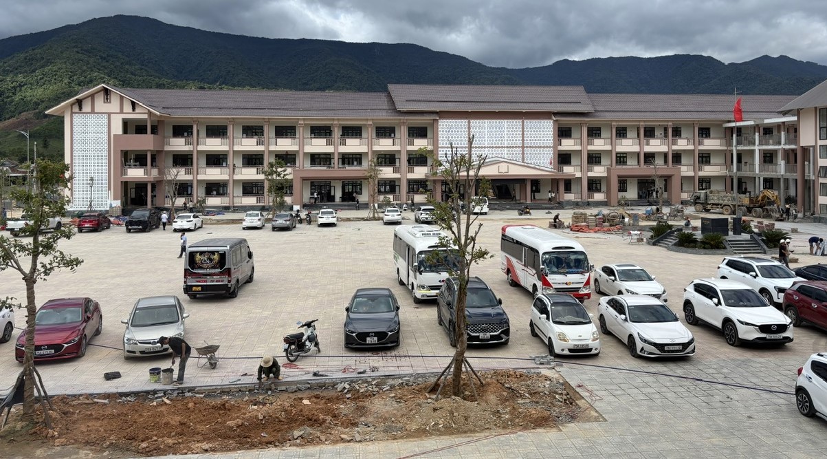 Giải ngân đầu tư công Áp lực tăng tốc trong 4 tháng cuối năm