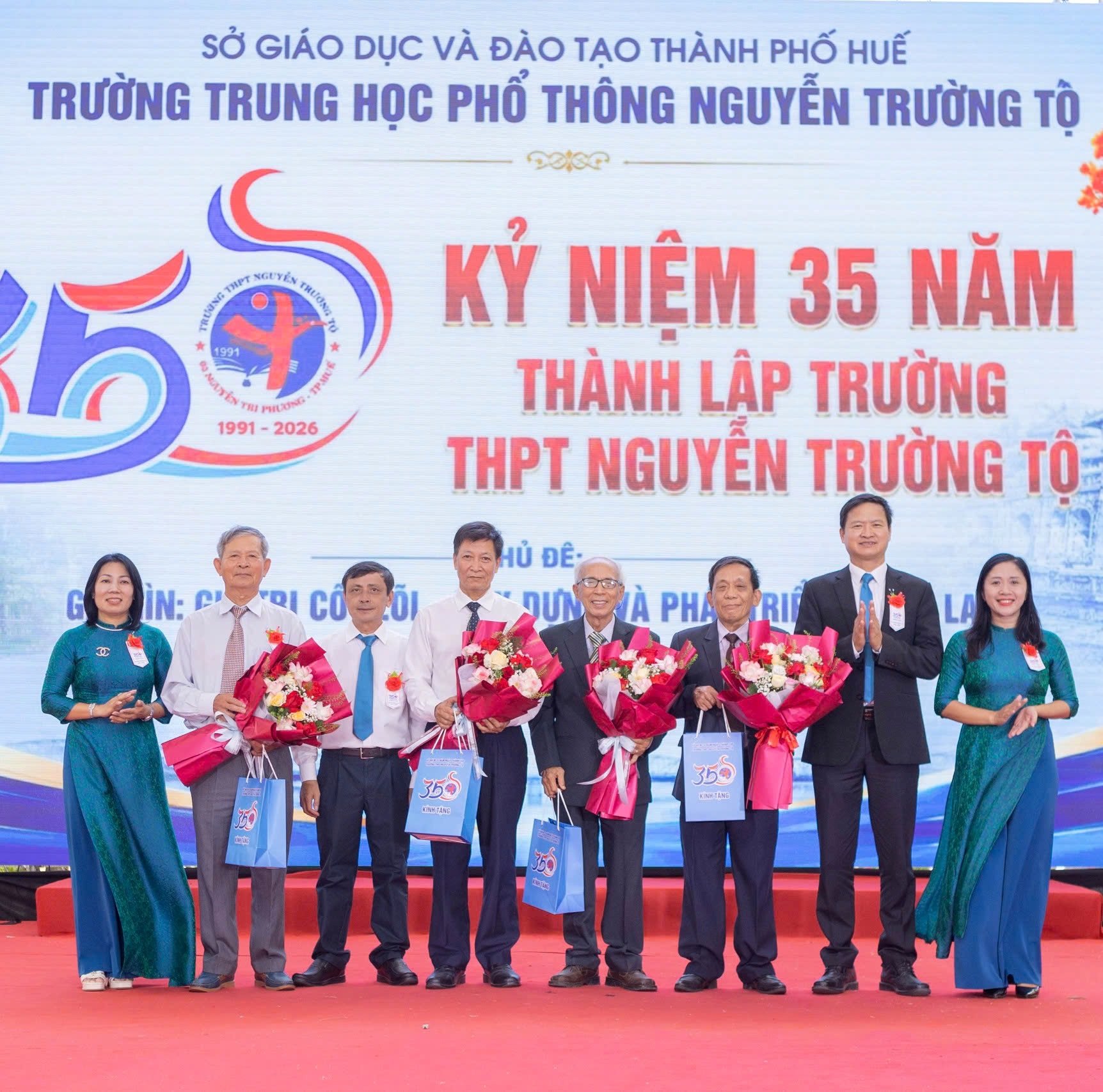 Trường THPT Nguyễn Trường Tộ 35 năm chuyển mình, khẳng định chất lượng