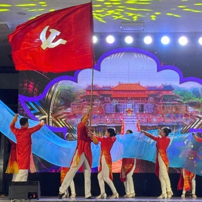 Hân hoan cùng “Huế - Niềm tin và khát vọng”