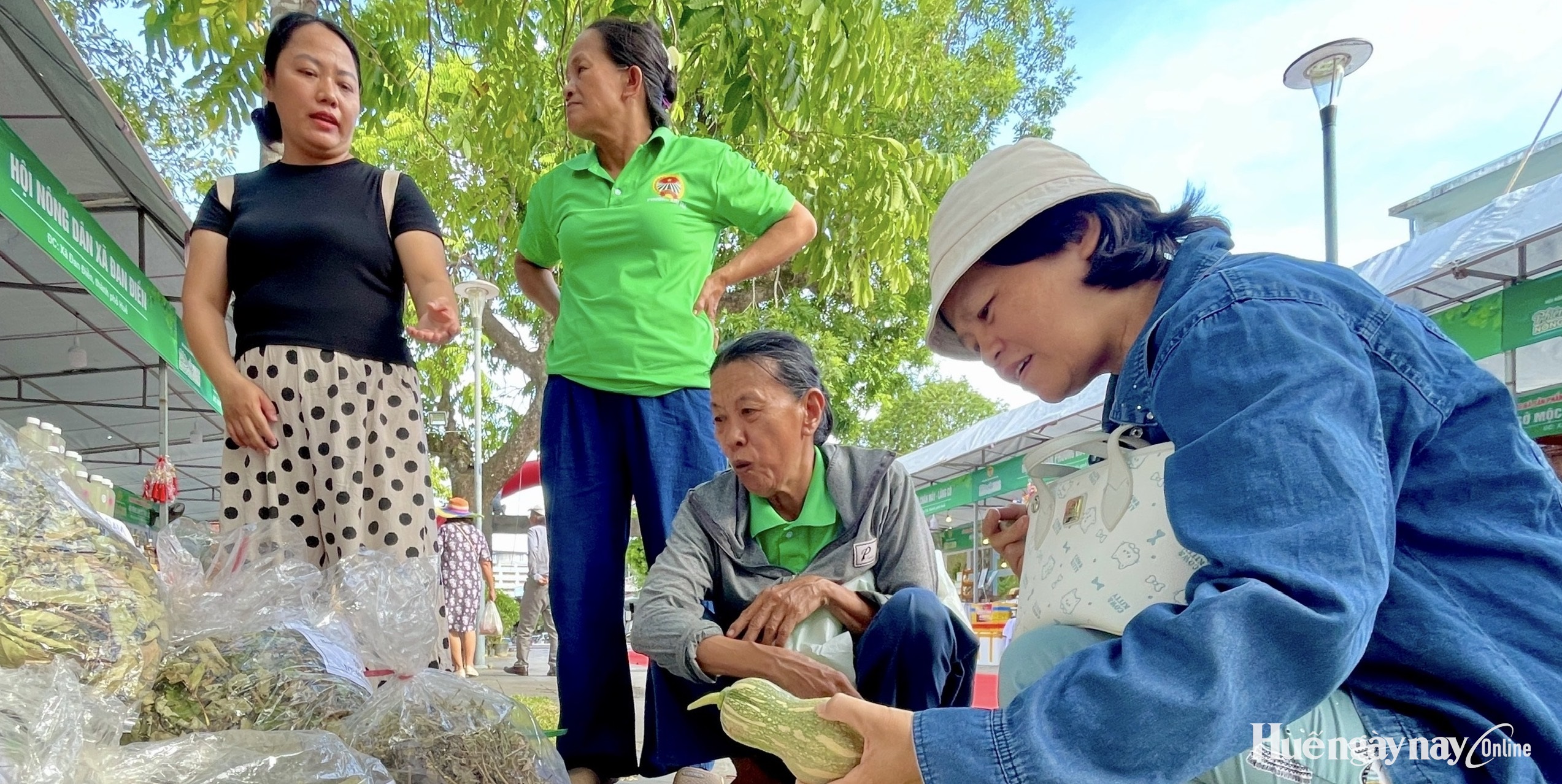 Định vị thương hiệu, mở rộng thị trường