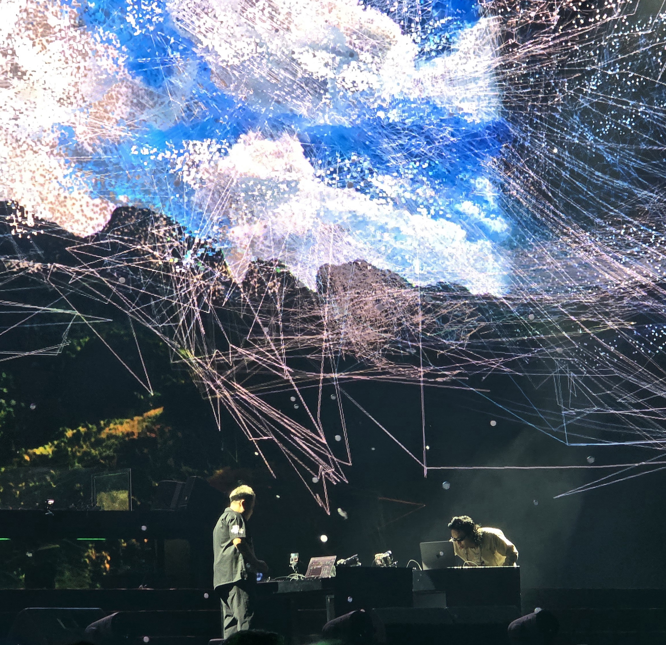 Huế Wonderverse Music Fest 2026  Cháy với đêm nhạc điện tử