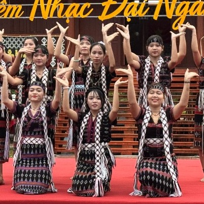 Hòa mình vào không gian văn hóa chợ phiên vùng cao Khe Tre