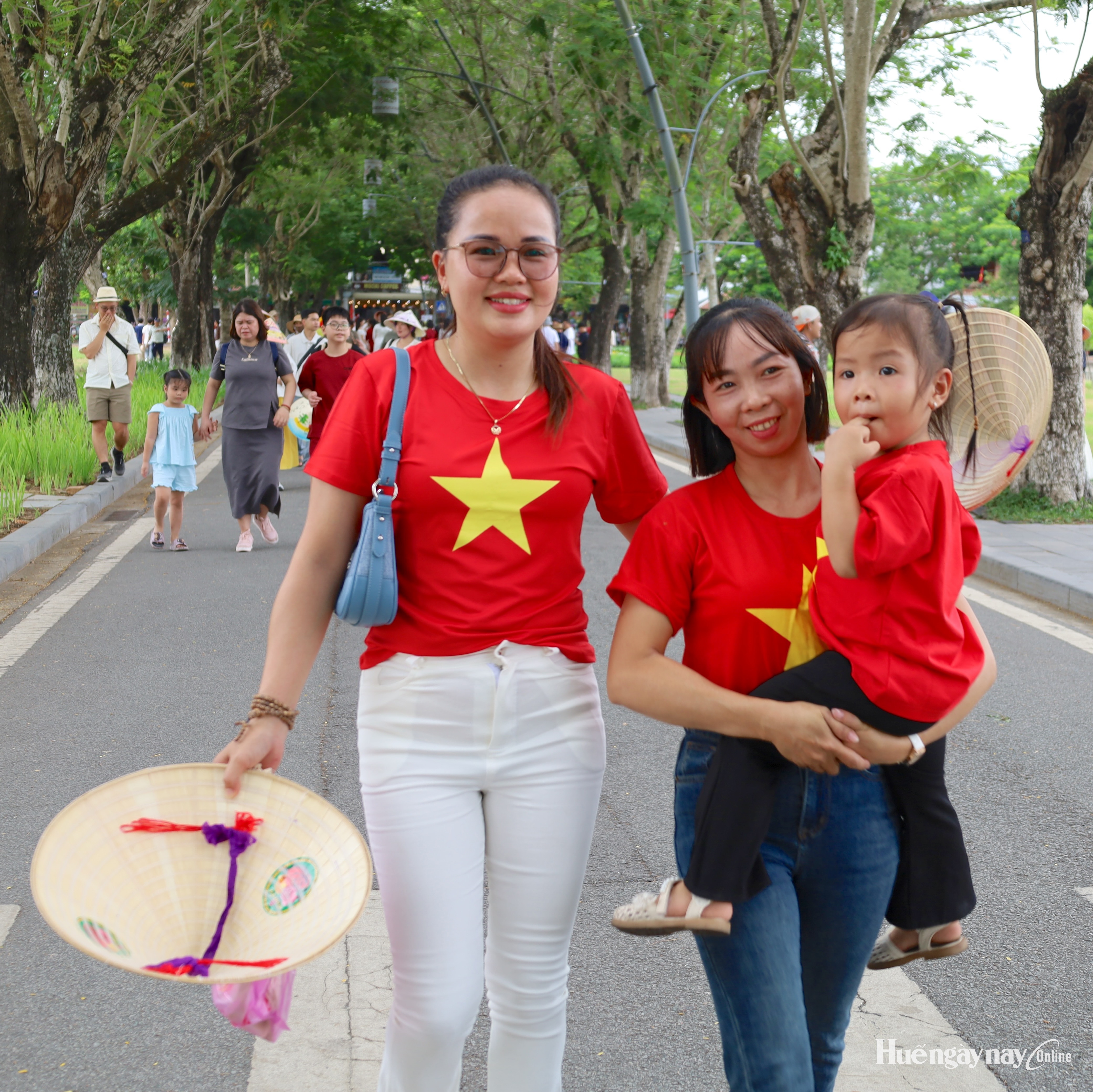 Muôn sắc màu khám phá Cố đô