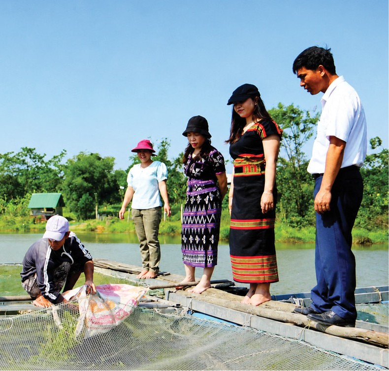 Thoát nghèo nhờ mô hình nông nghiệp tuần hoàn
