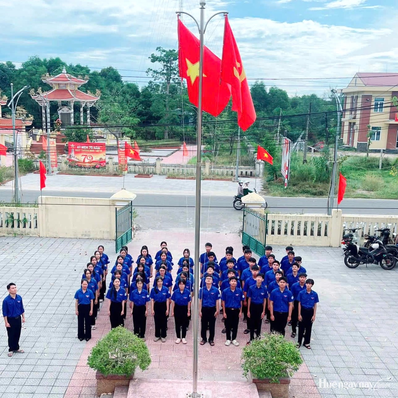Tuổi trẻ Huế cùng hướng về Tổ quốc trong ngày Độc lập