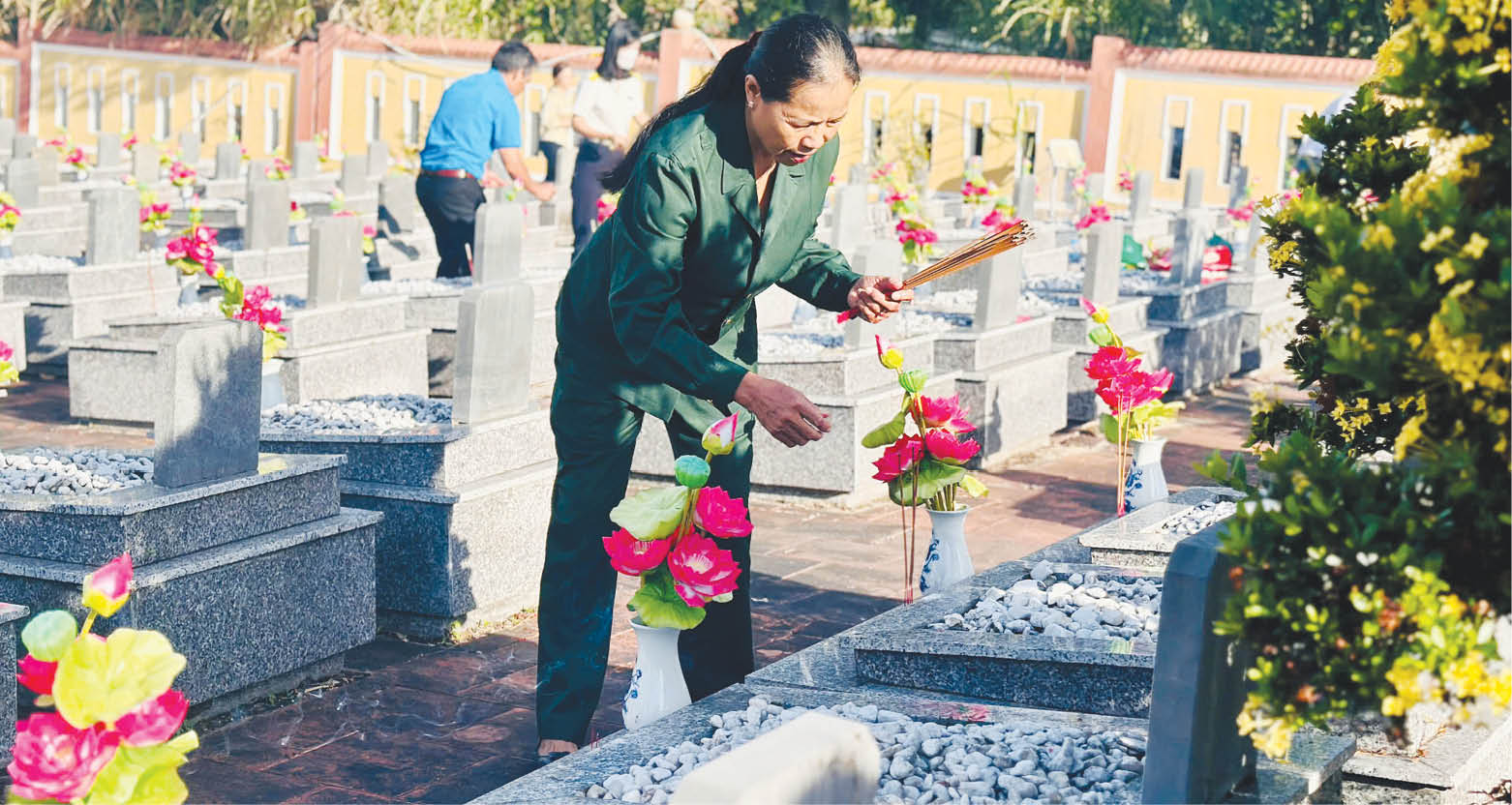 Các anh luôn sống mãi trong lòng Nhân dân, đồng đội