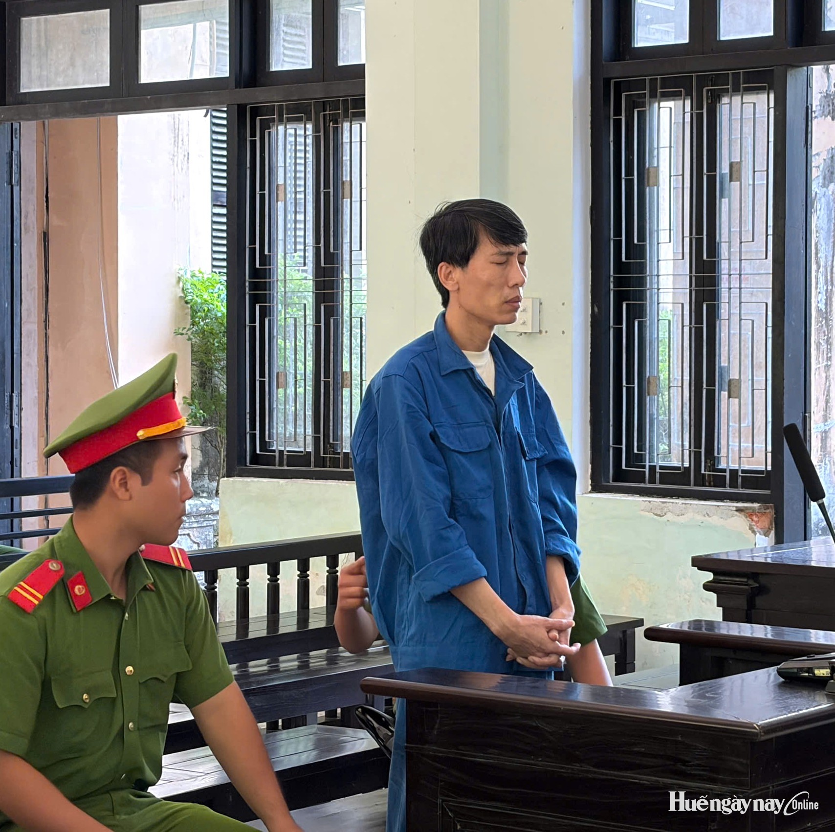 Lừa đảo 2,45 tỷ đồng, Nguyễn Đình Đăng Khoa lãnh 12 năm tù