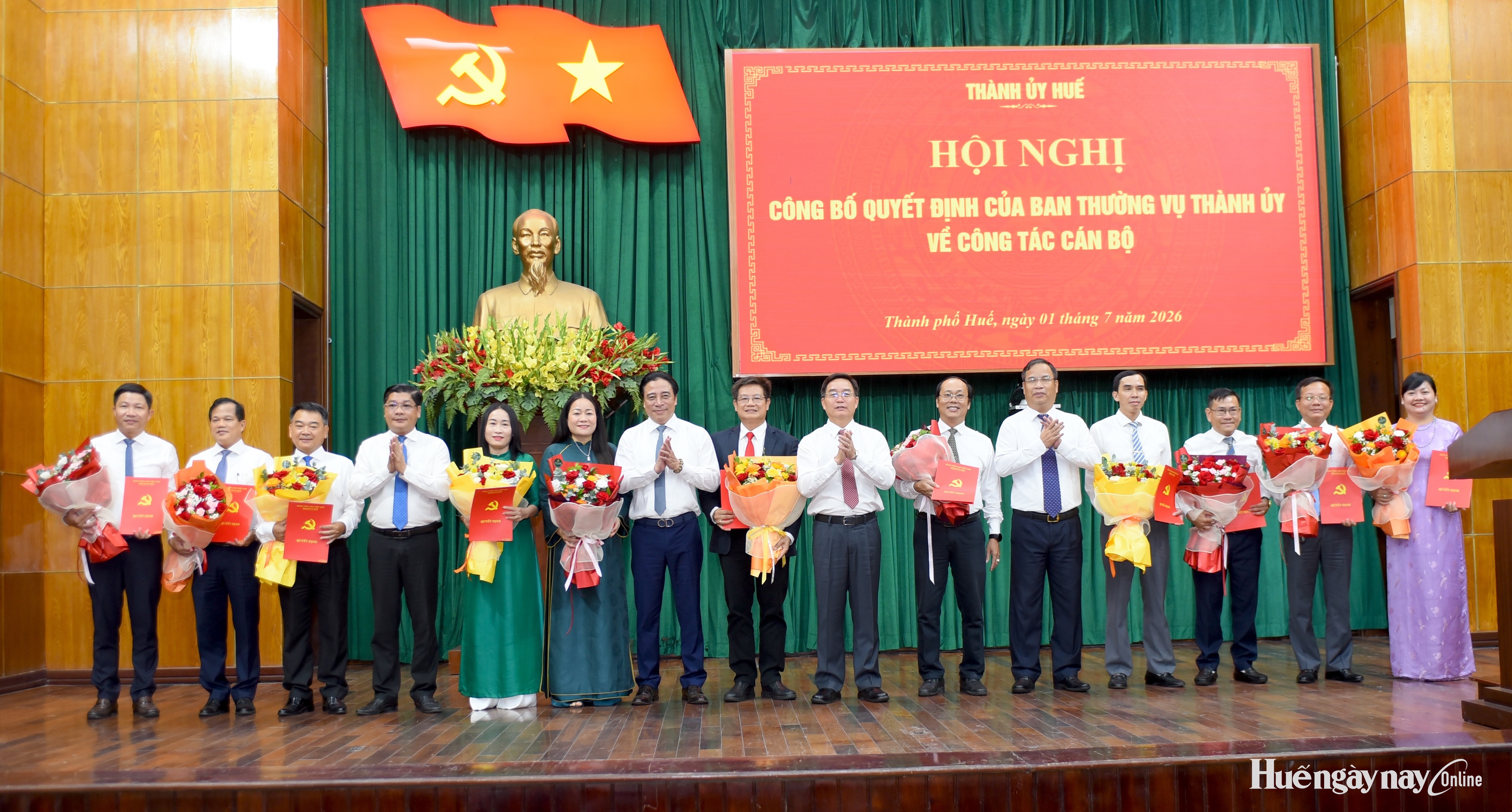 Cán​ bộ, đảng viên phải tiên phong, bản lĩnh trong cuộc cách mạng sắp xếp tổ chức bộ máy của hệ thống chính trị và vận hành hệ thống chính quyền địa phương 2 cấp
