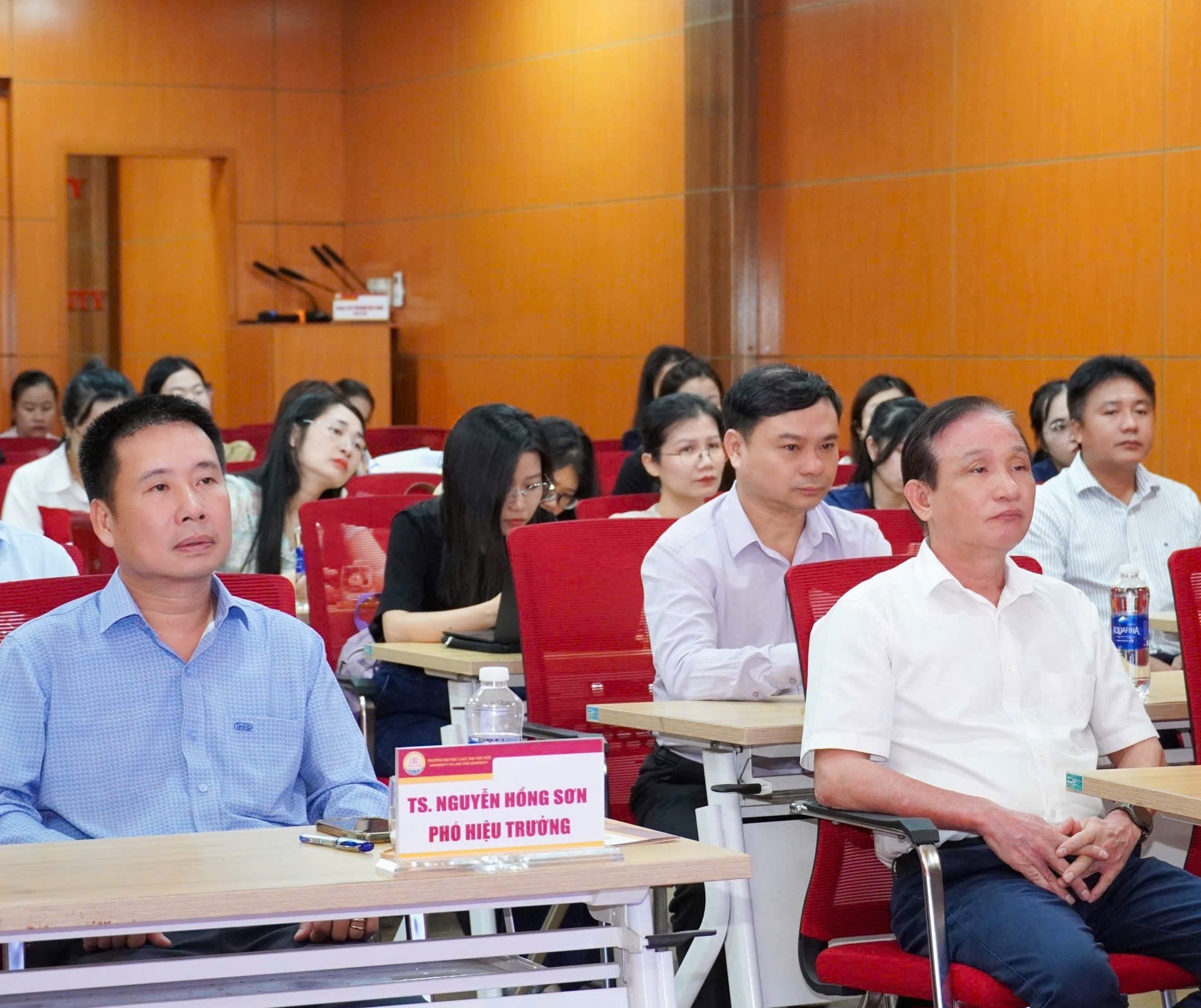 Chia sẻ kinh nghiệm công bố quốc tế trong đội ngũ giảng viên