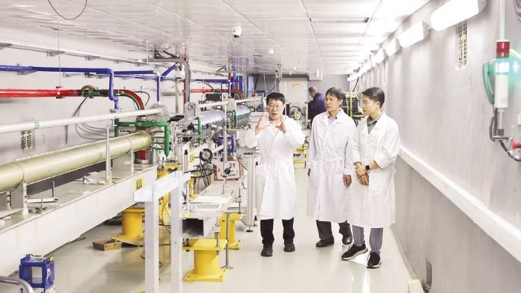 Tăng cường hợp tác đào tạo nhân lực hạt nhân