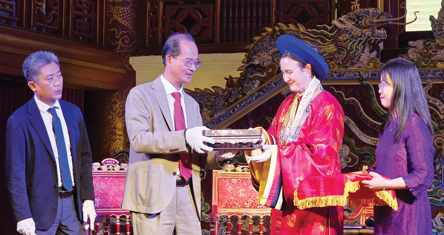 Đưa cổ vật hồi hương Không chỉ trông vào ngân sách