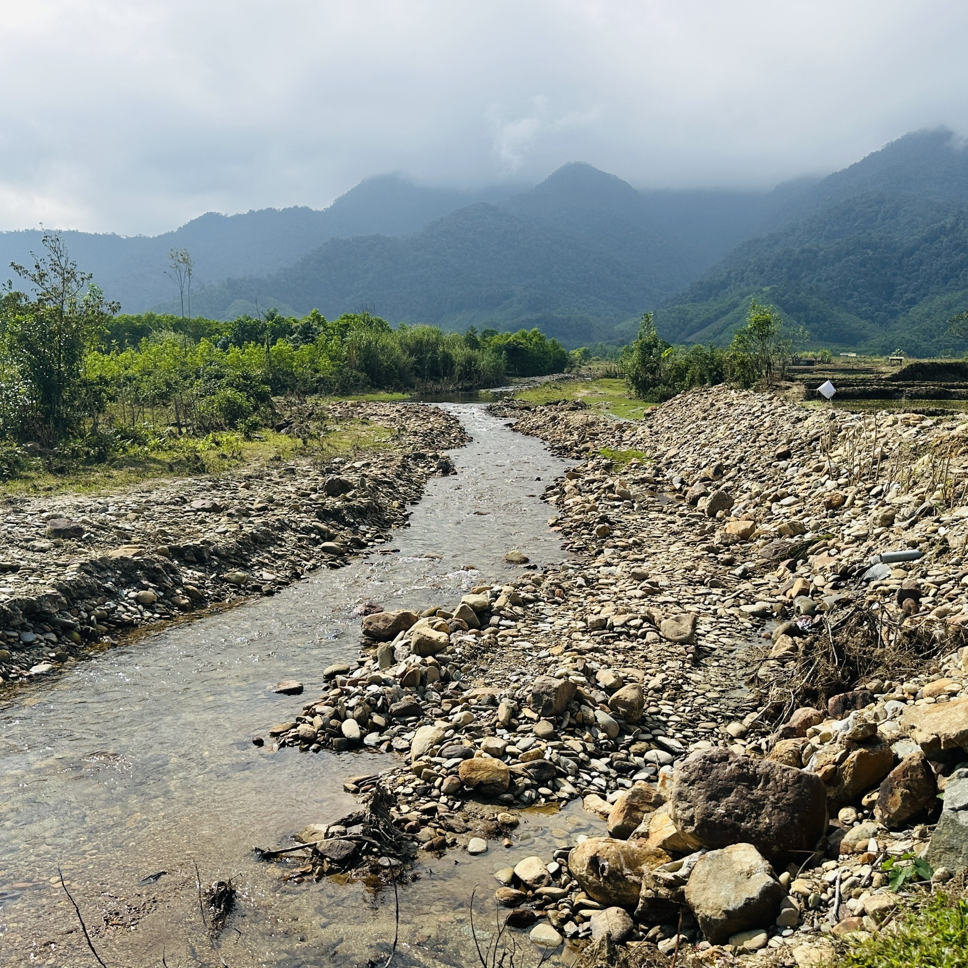 16 địa phương có nguy cơ cao xảy ra lũ quét, sạt lở đất đá và sạt trượt giao thông do mưa lớn