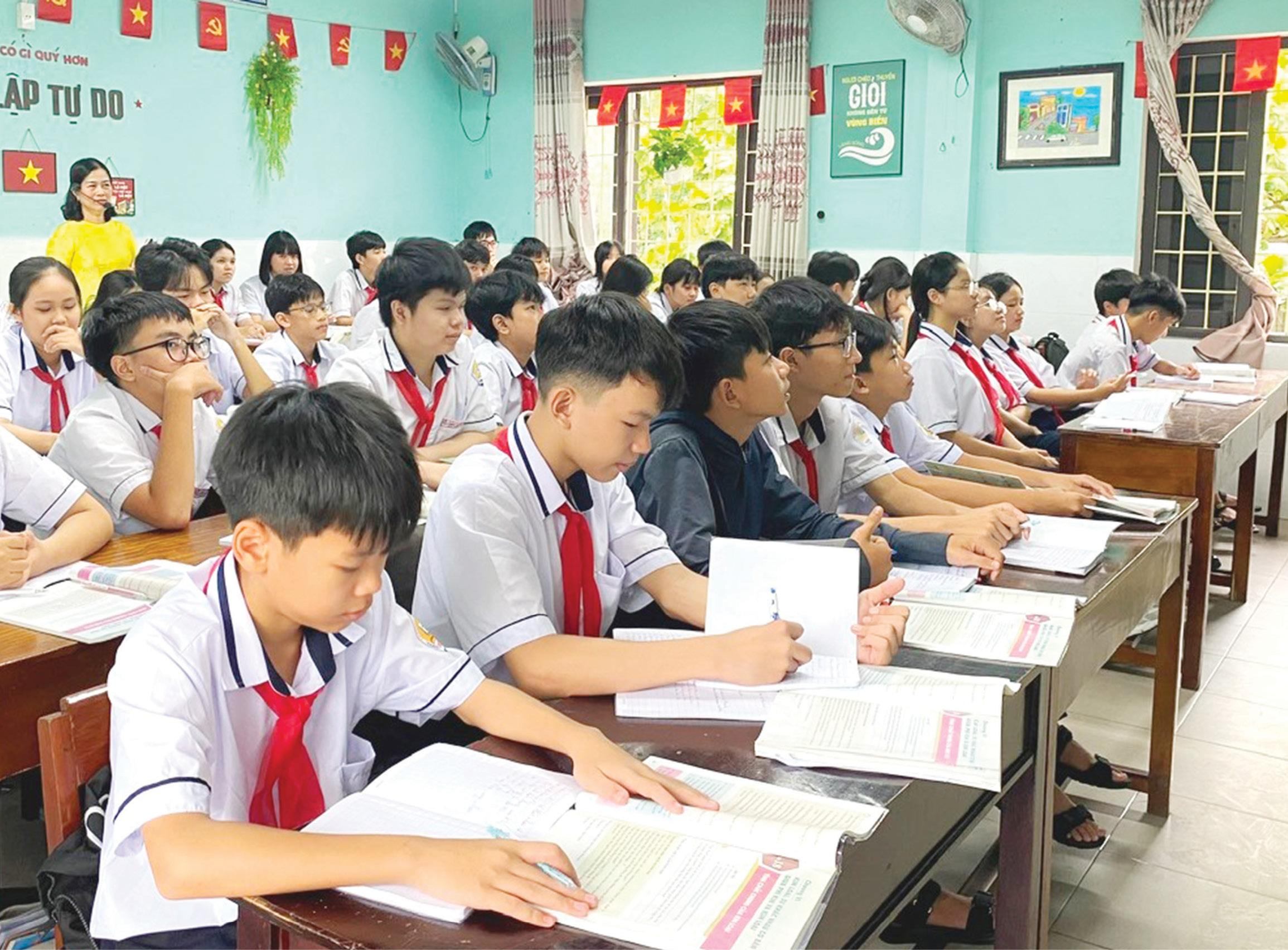 Khẩn trương khắc phục tình trạng thiếu sách giáo khoa