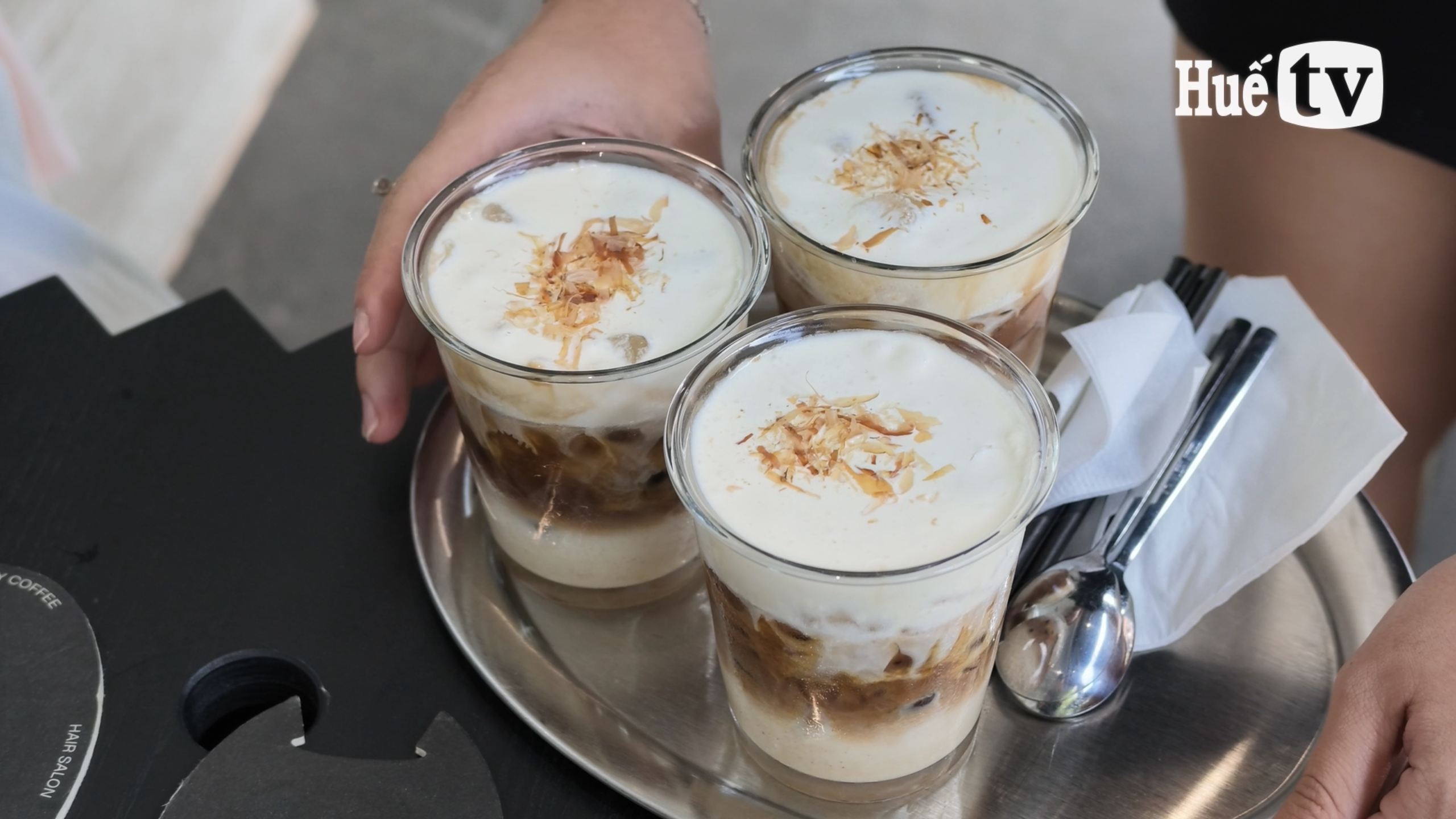 Lạ vị cà phê Ruốc Huế