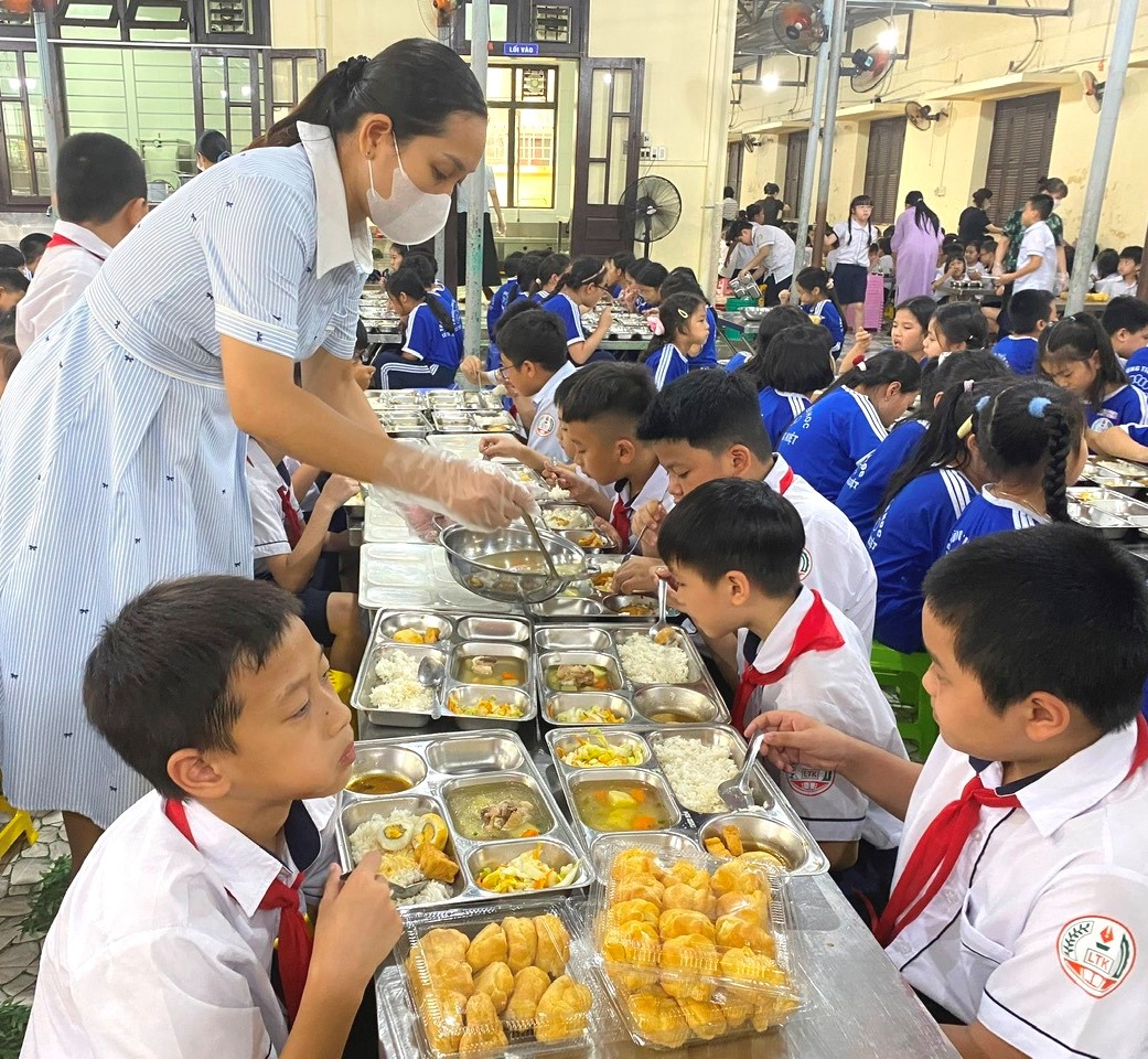 Siết chặt an toàn thực phẩm trong trường học