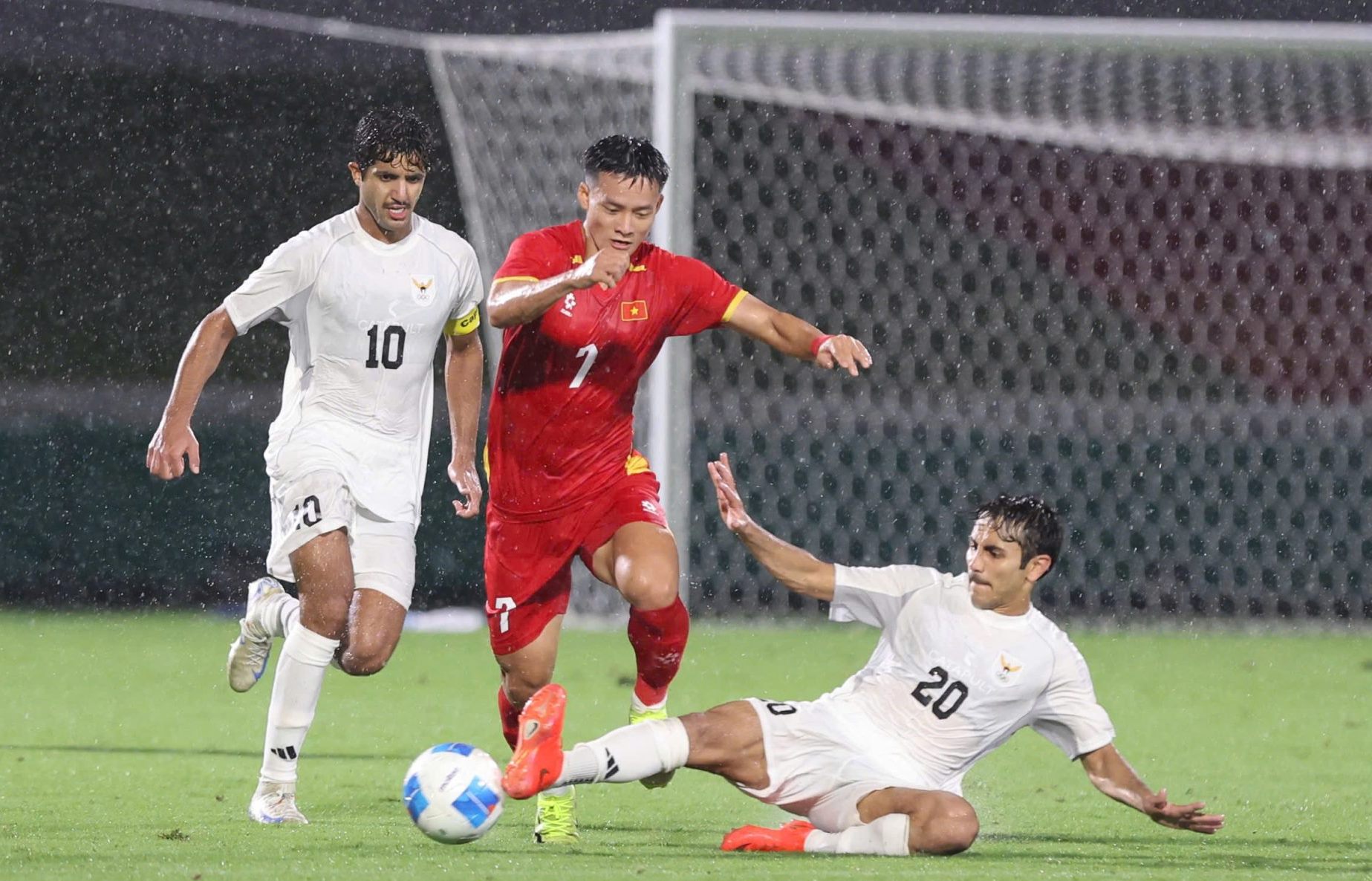 Phía trước là U23 Uzbekistan