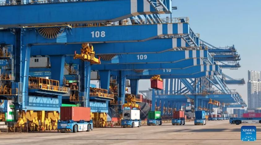 Mỹ và Trung Quốc đàm phán giảm thuế quan đối với nông sản và năng lượng