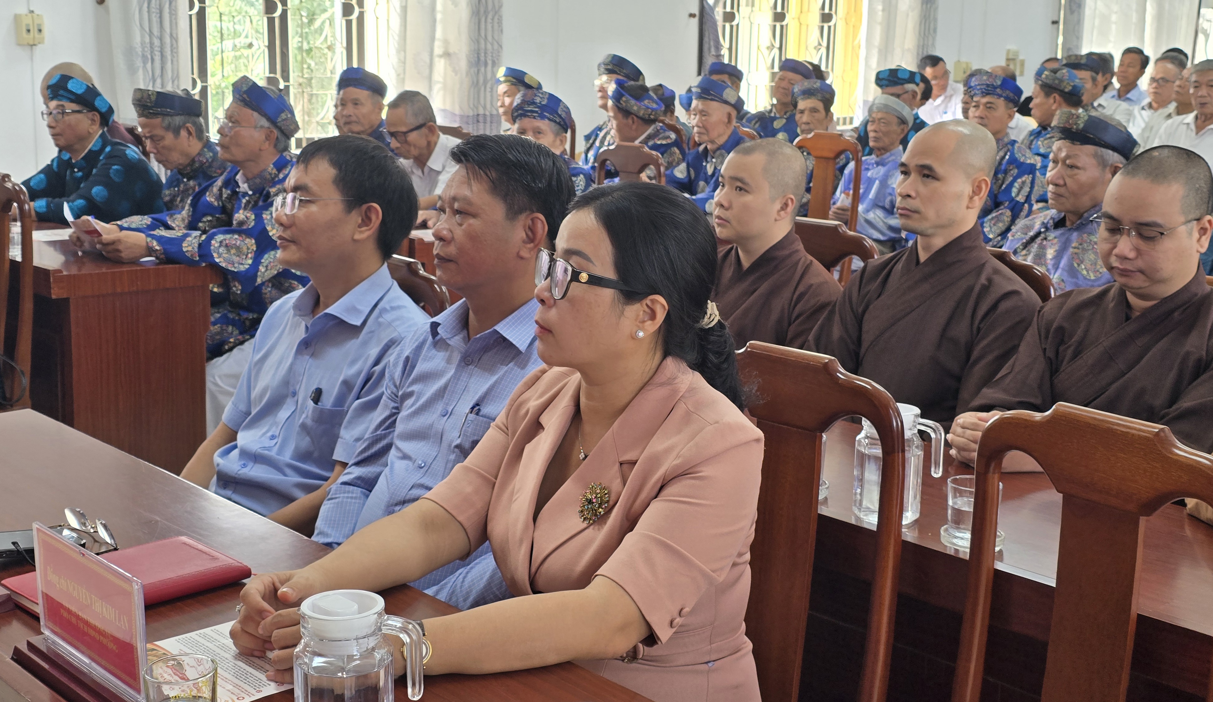 Kim Long vận động thực hiện nếp sống văn minh trong việc tang