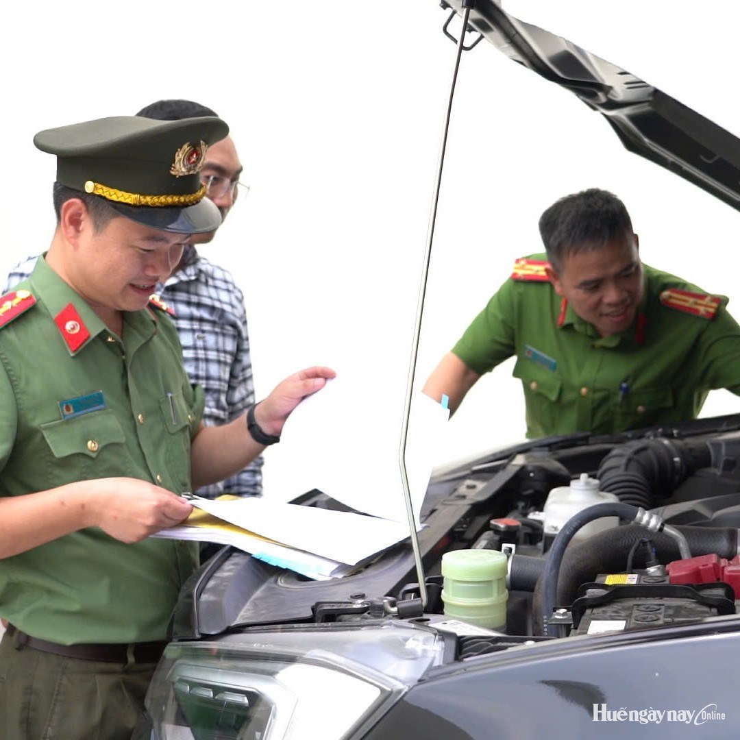 Bổ sung phương tiện, vật tư cho lực lượng trực tiếp chiến đấu