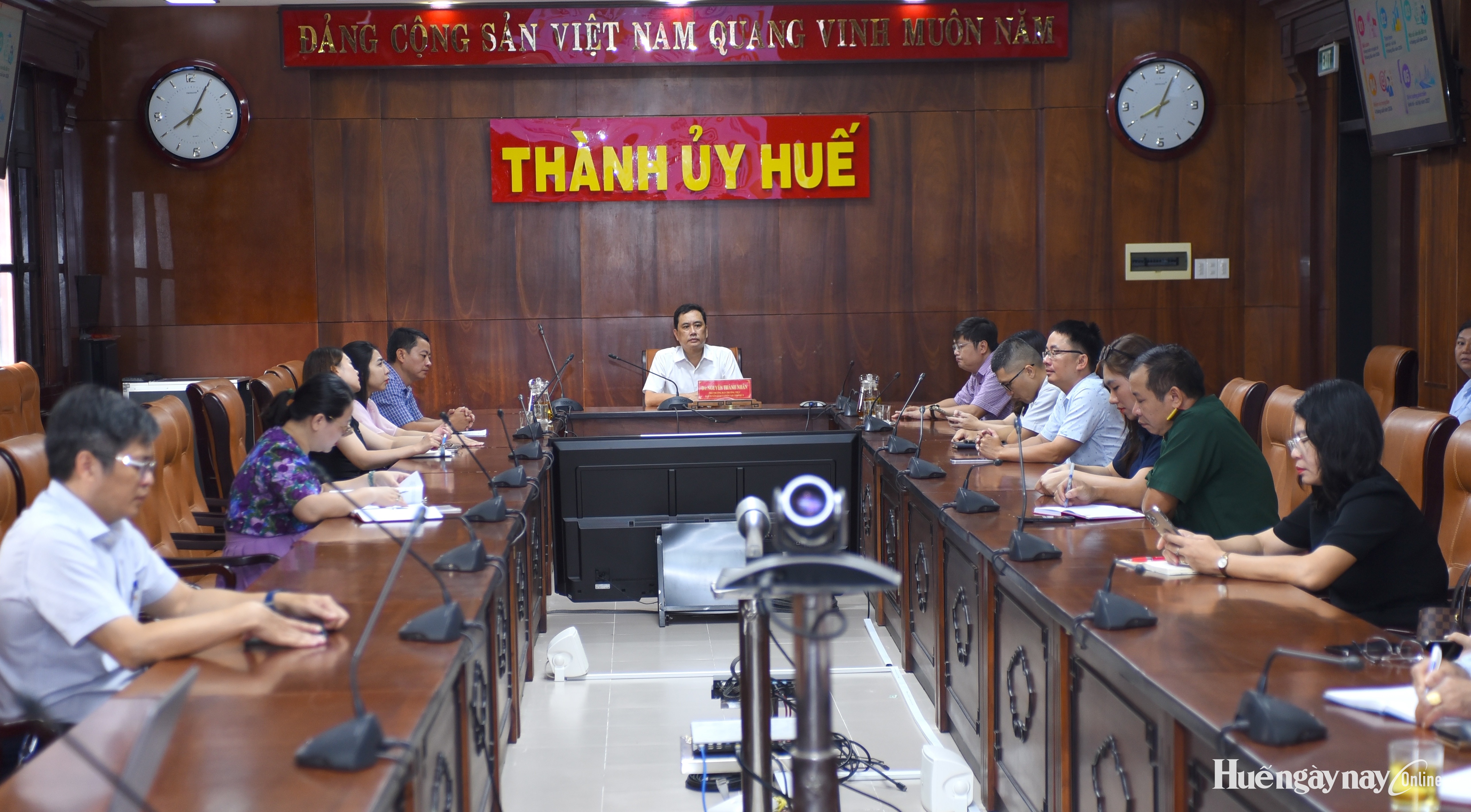 Phát huy tính tiên phong, gương mẫu, dám nghĩ, dám làm của cán bộ, đảng viên