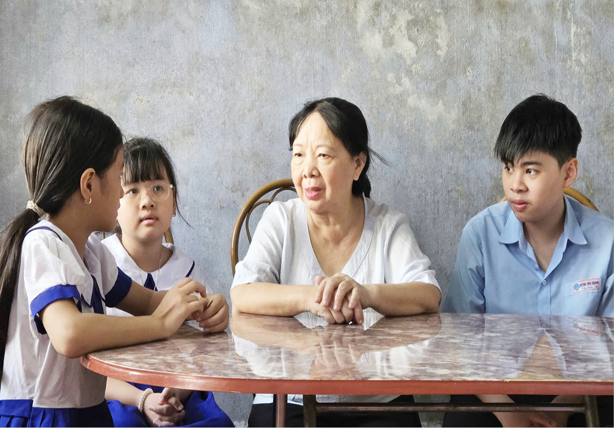 Học bổng o Khẩn