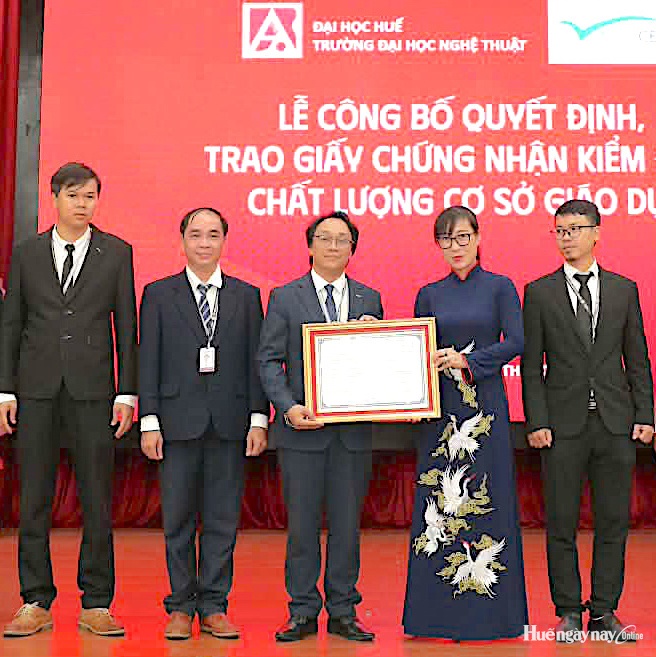 Trường Đại học Nghệ thuật đón gần 330 tân sinh viên, đạt kiểm định chất lượng cơ sở giáo dục