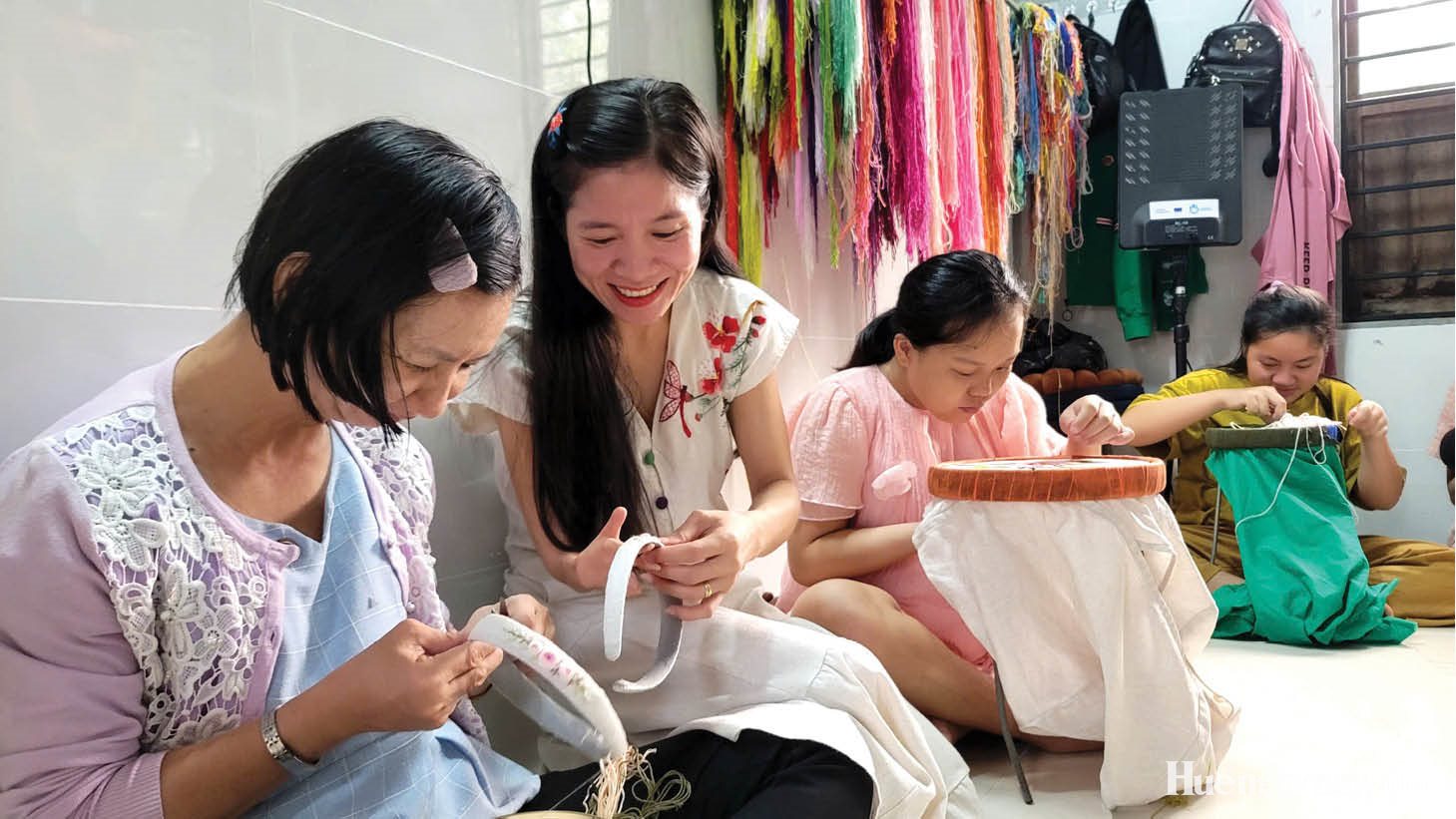 Chung tay tạo việc làm cho người yếu thế