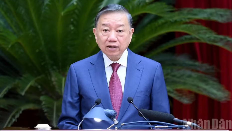 Tiếp tục thực hiện cập nhật về định hướng lãnh đạo phát triển đất nước trong 100 năm tiếp theo