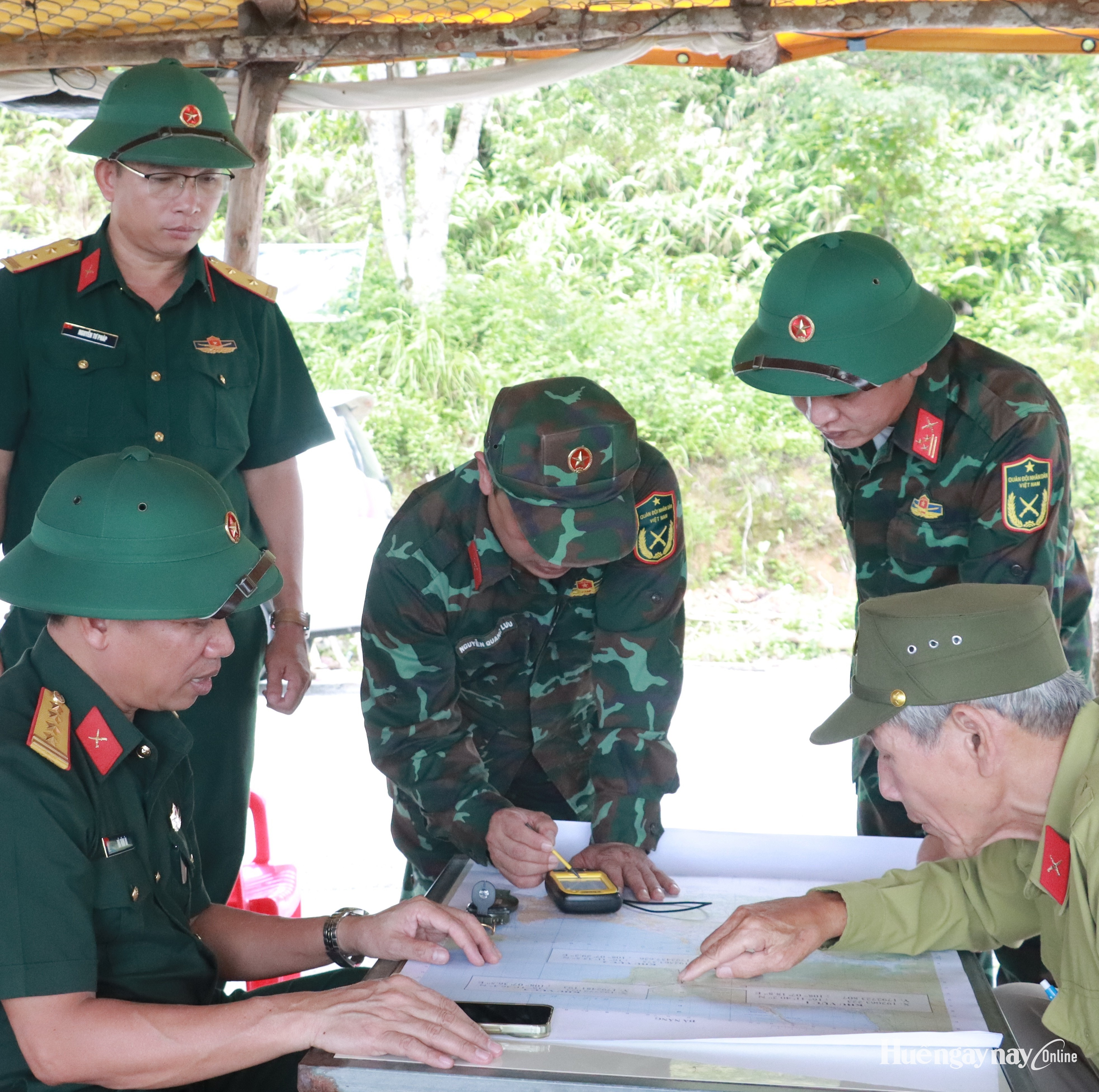Giải mã manh mối vệ tinh, mở hướng tìm kiếm mộ tập thể 25 liệt sĩ ở bắc đèo Hải Vân