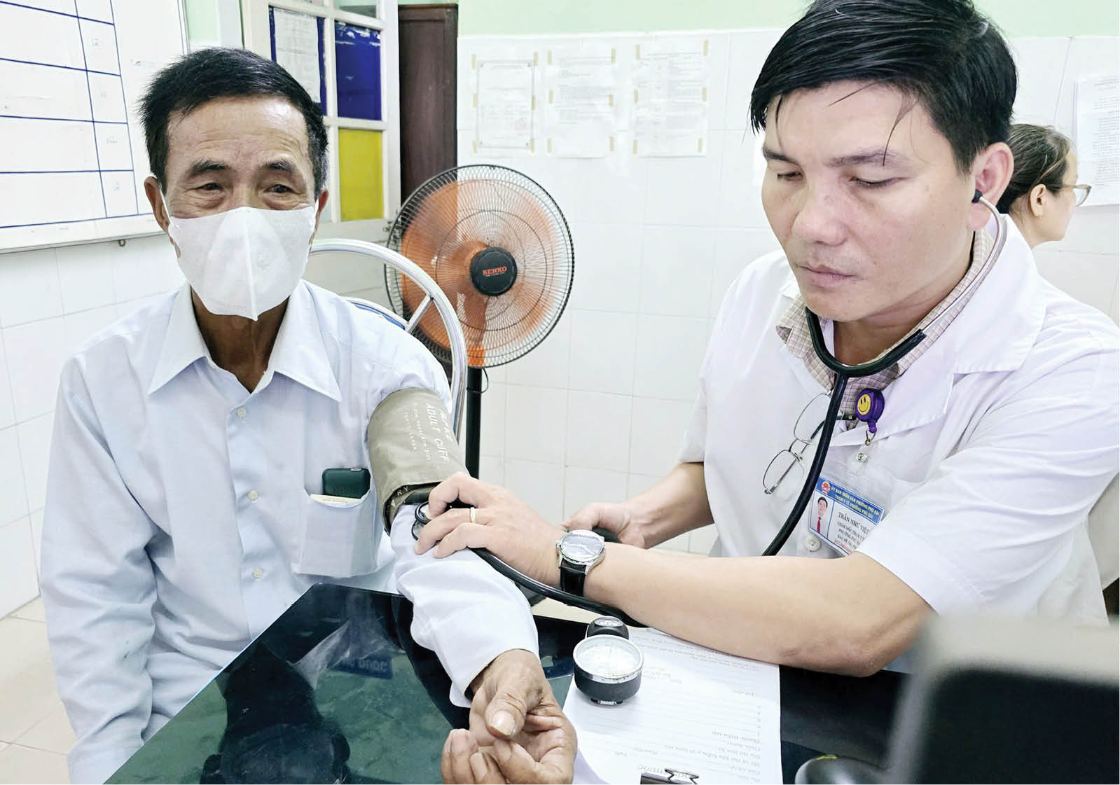 Đồng bộ cơ sở vật chất, tạo nền tảng khám sức khỏe toàn dân
