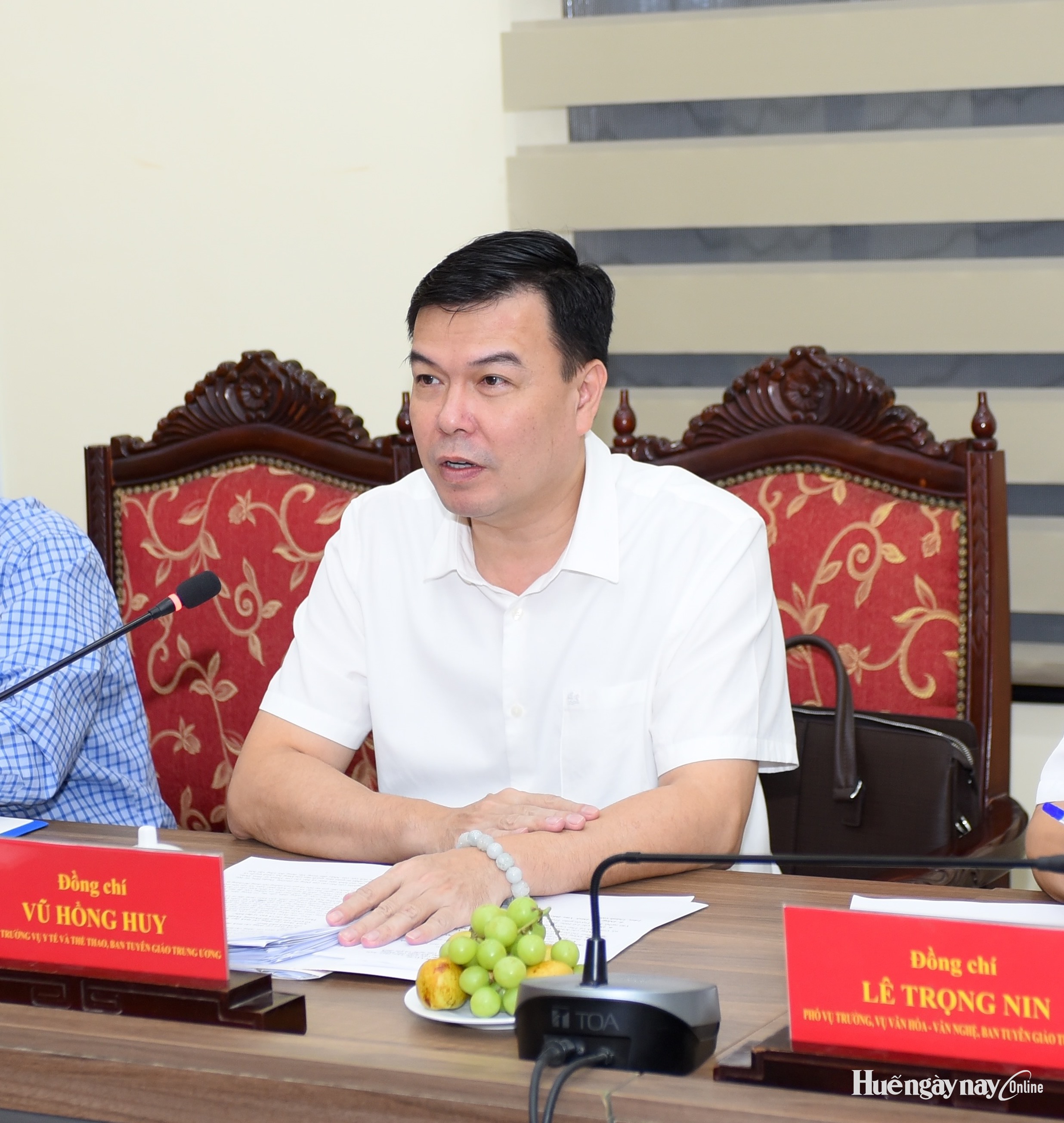 Đoàn khảo sát của Ban Tuyên giáo Trung ương làm việc với Đảng ủy phường Thuận Hóa