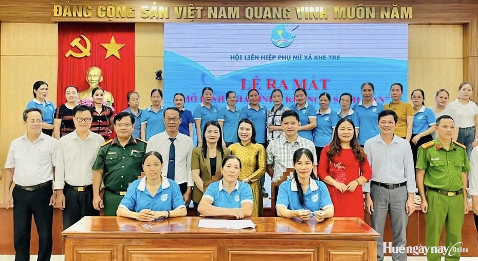 Ra mắt mô hình “Gia đình 5 không, 3 sạch, 3 an” ở Khe Tre