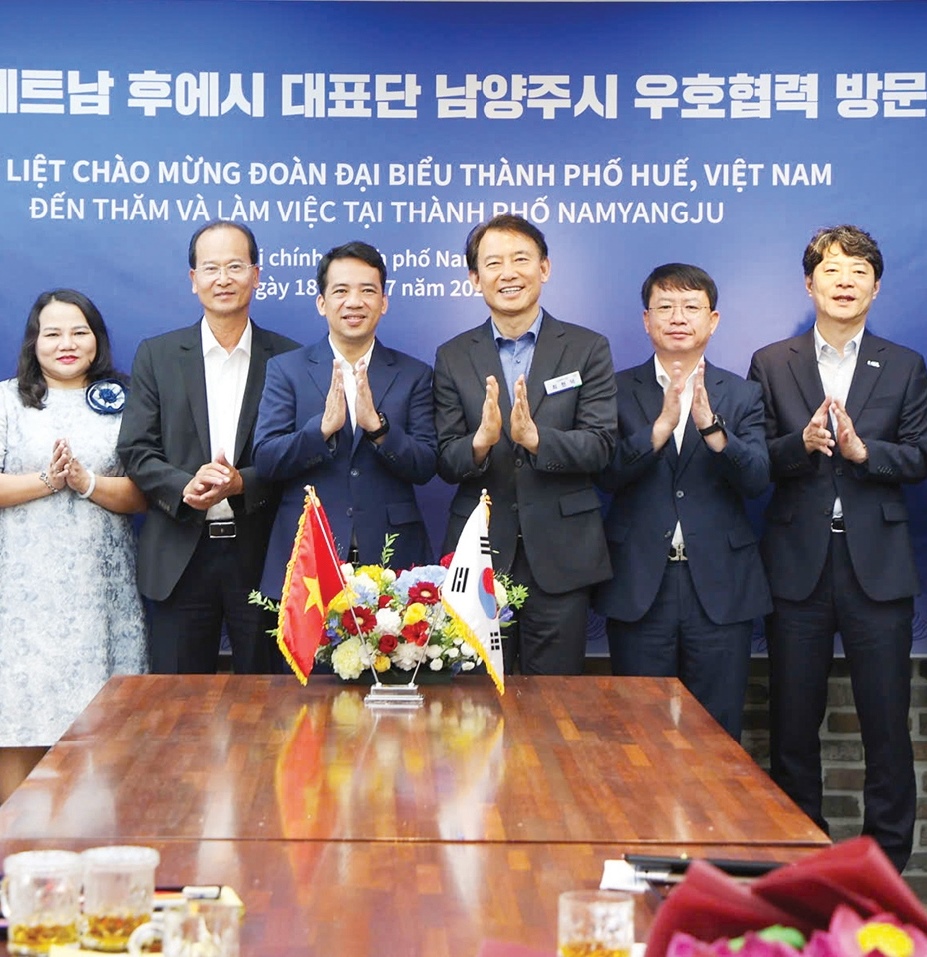 Đưa di sản Huế bứt phá từ “sức mạnh mềm”