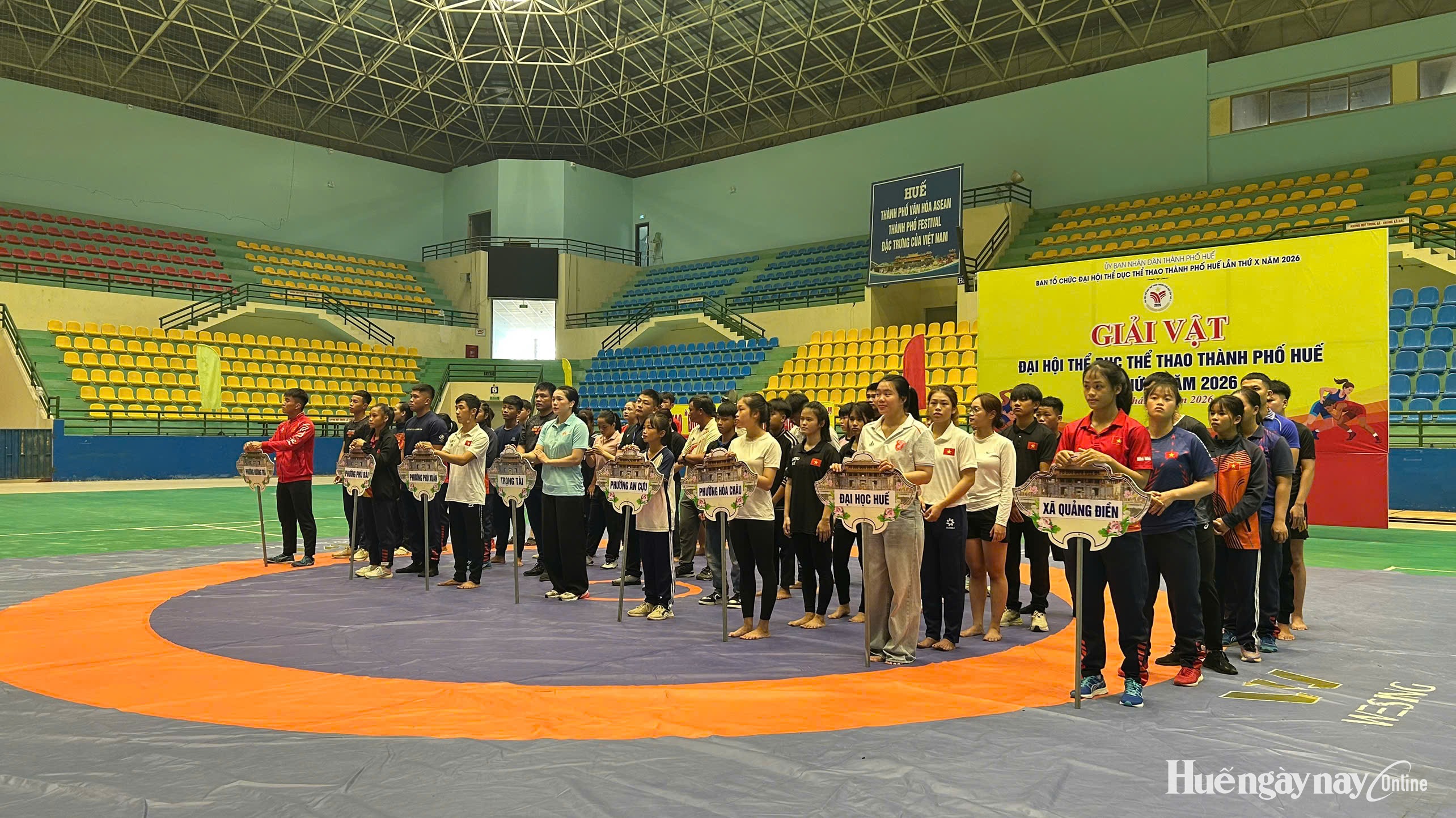 Gần 100 đô vật tranh tài tại Giải Vật Đại hội Thể dục Thể thao thành phố lần thứ X