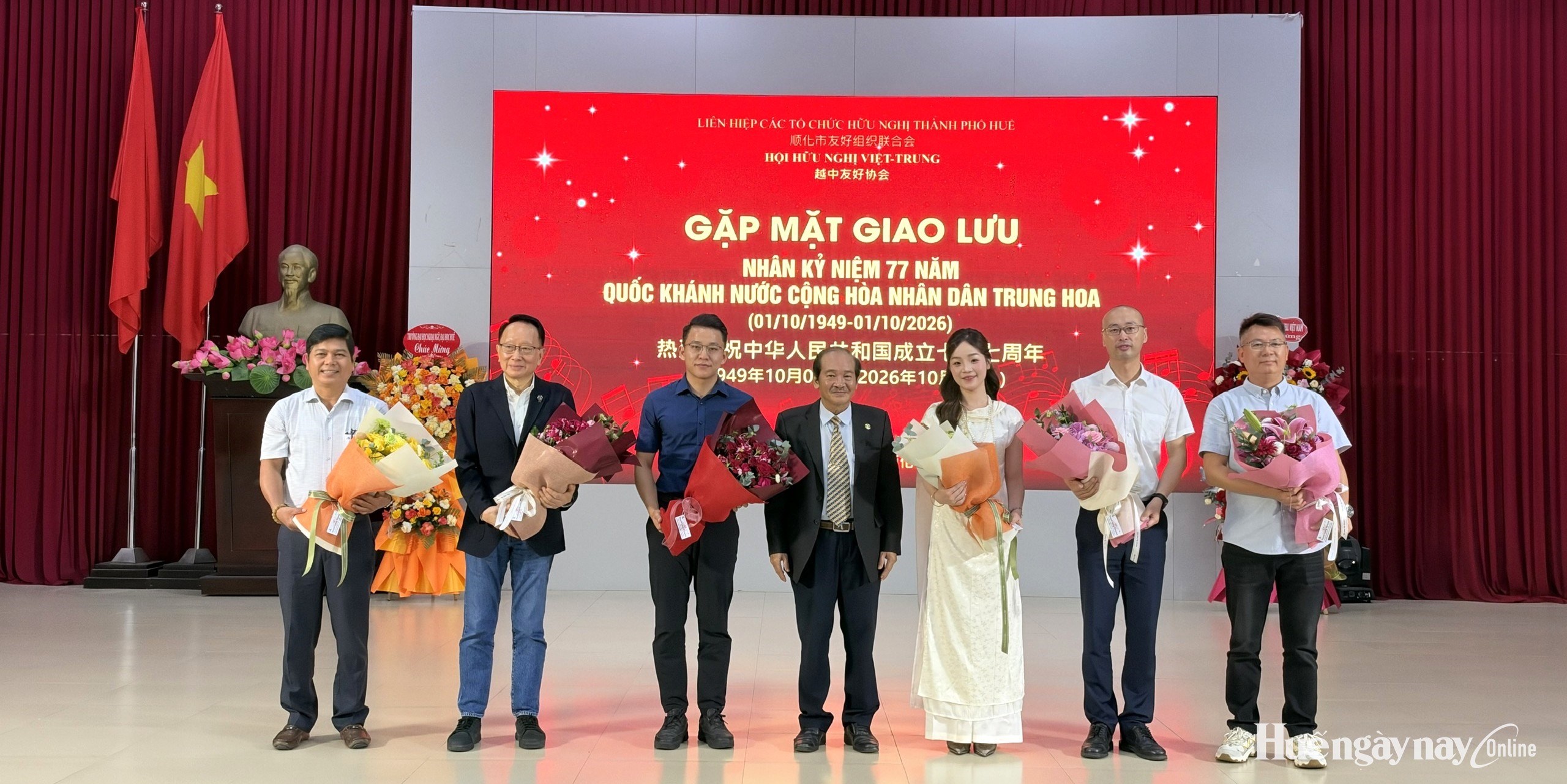 Thắt chặt tình hữu nghị, mở rộng hợp tác Huế - Trung Quốc