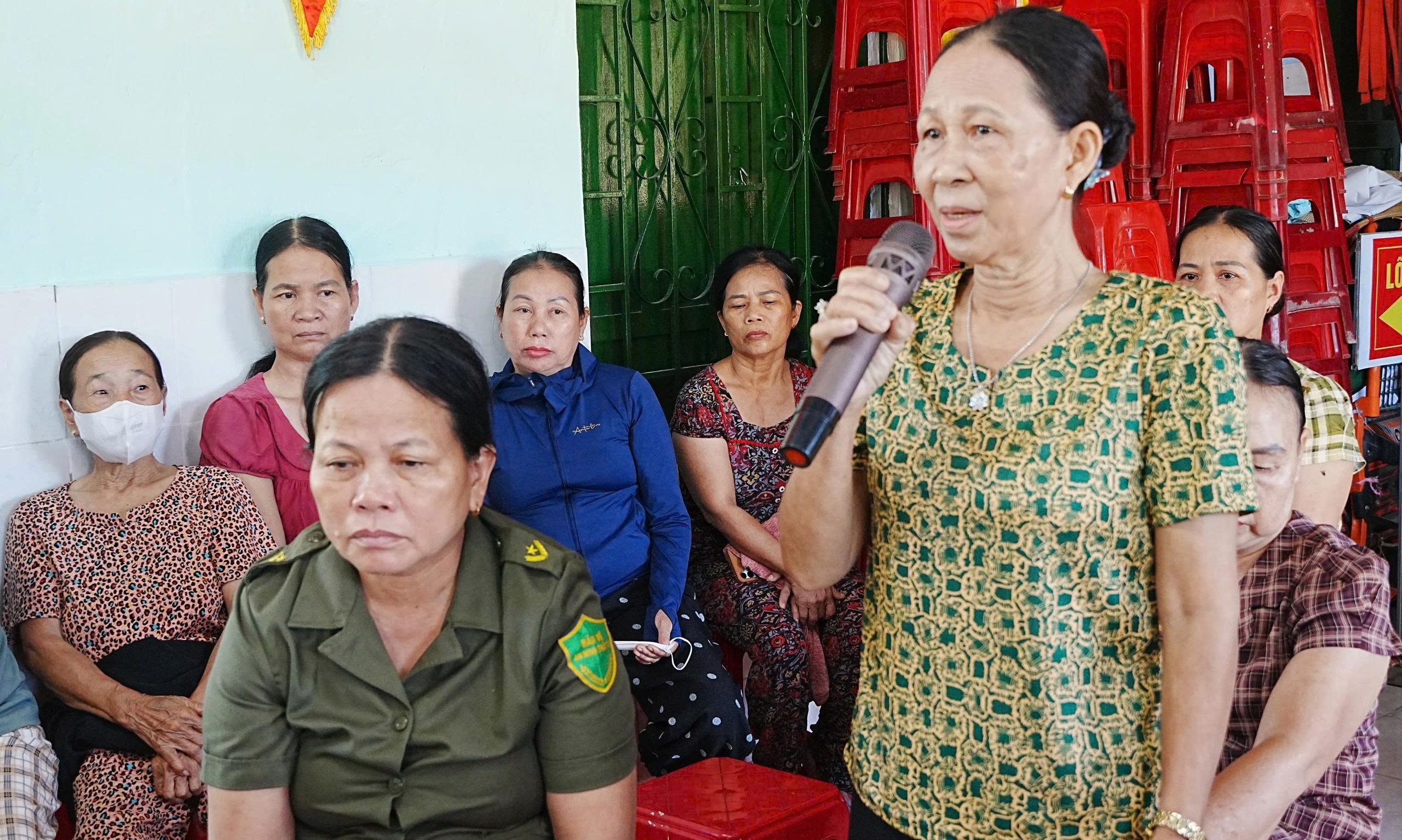Lãnh đạo phường Phong Thái đối thoại, tháo gỡ những vấn đề dân sinh