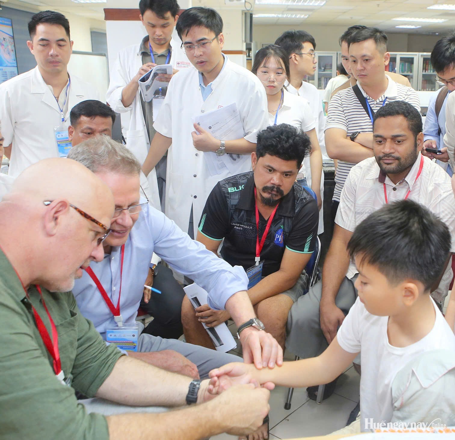 Gần 100 học viên tham gia lớp Phẫu thuật Bàn tay Việt - Úc lần thứ 21