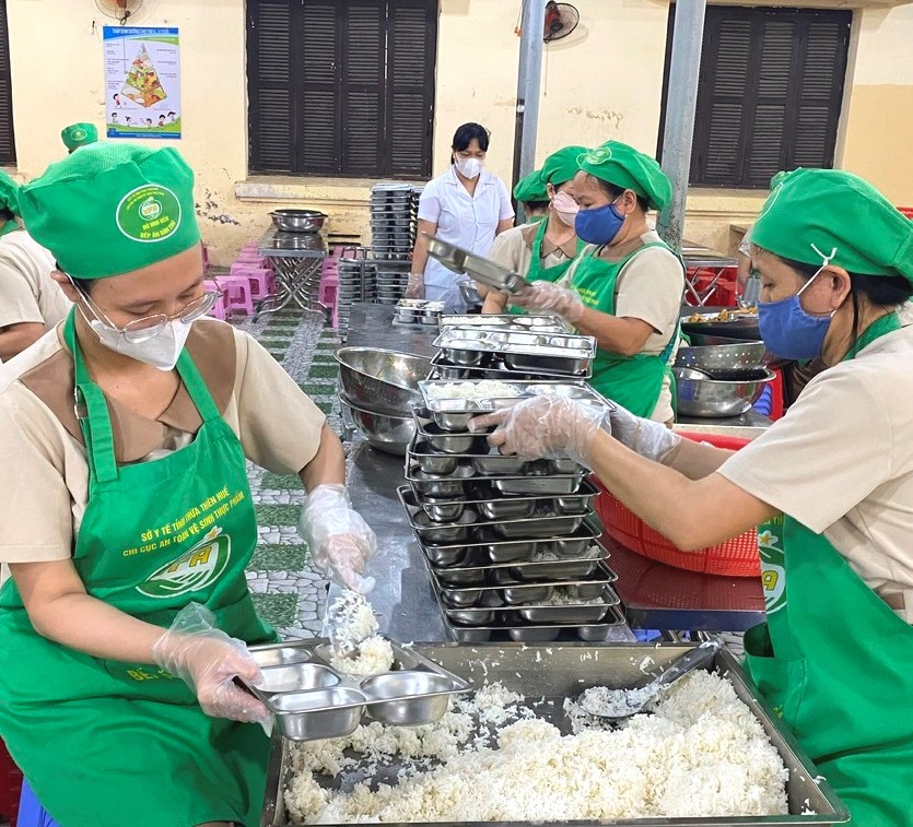 Kiểm tra an toàn thực phẩm, thu - chi và tuyển sinh tại các trường học