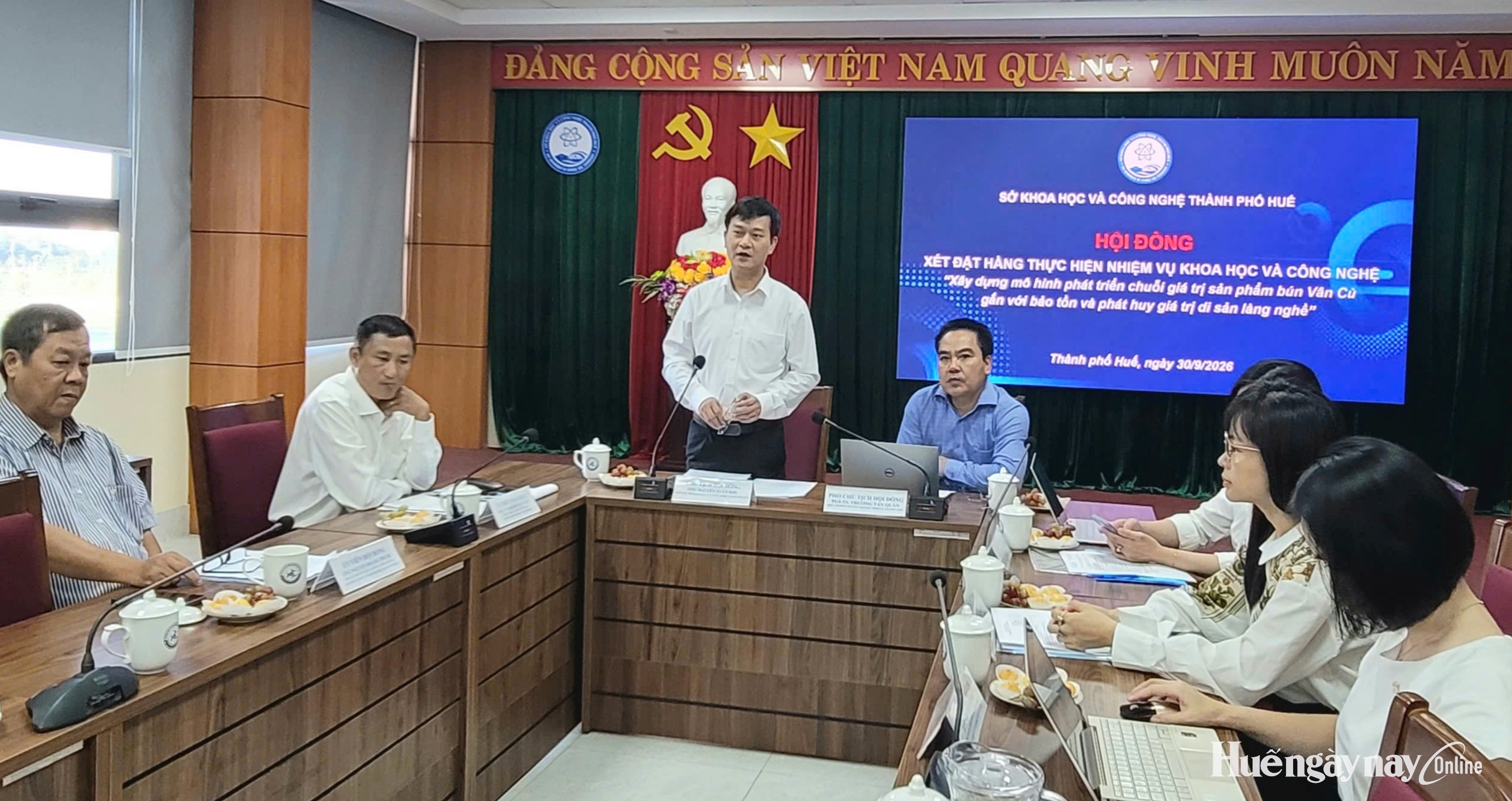 Xây dựng mô hình phát triển chuỗi giá trị sản phẩm bún Vân Cù