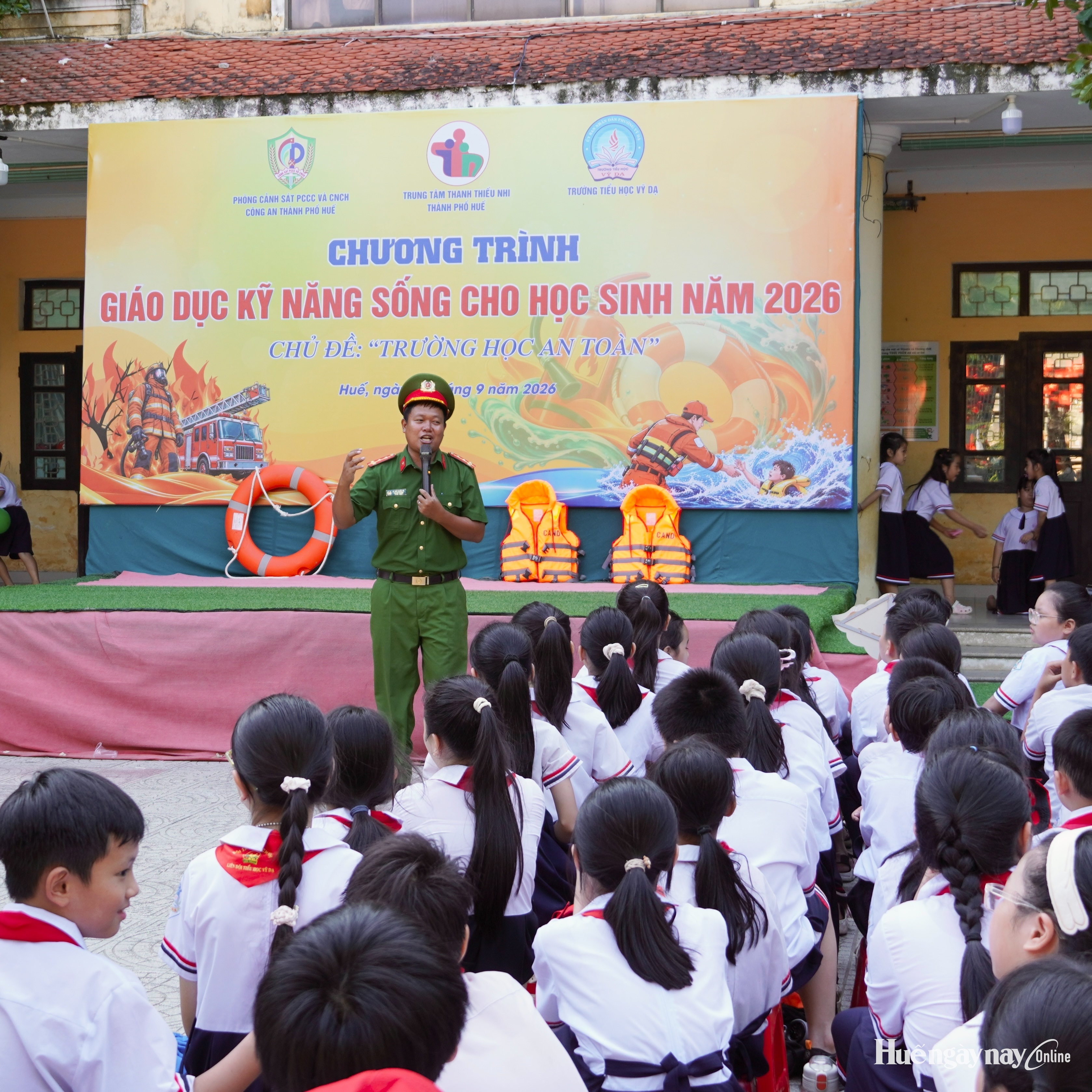 Hơn 600 học sinh được trang bị kỹ năng ứng phó tình huống khẩn cấp