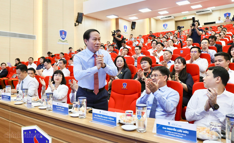 Giáo dục đại học Cần chuyển biến về chất bằng kết quả và đóng góp thực