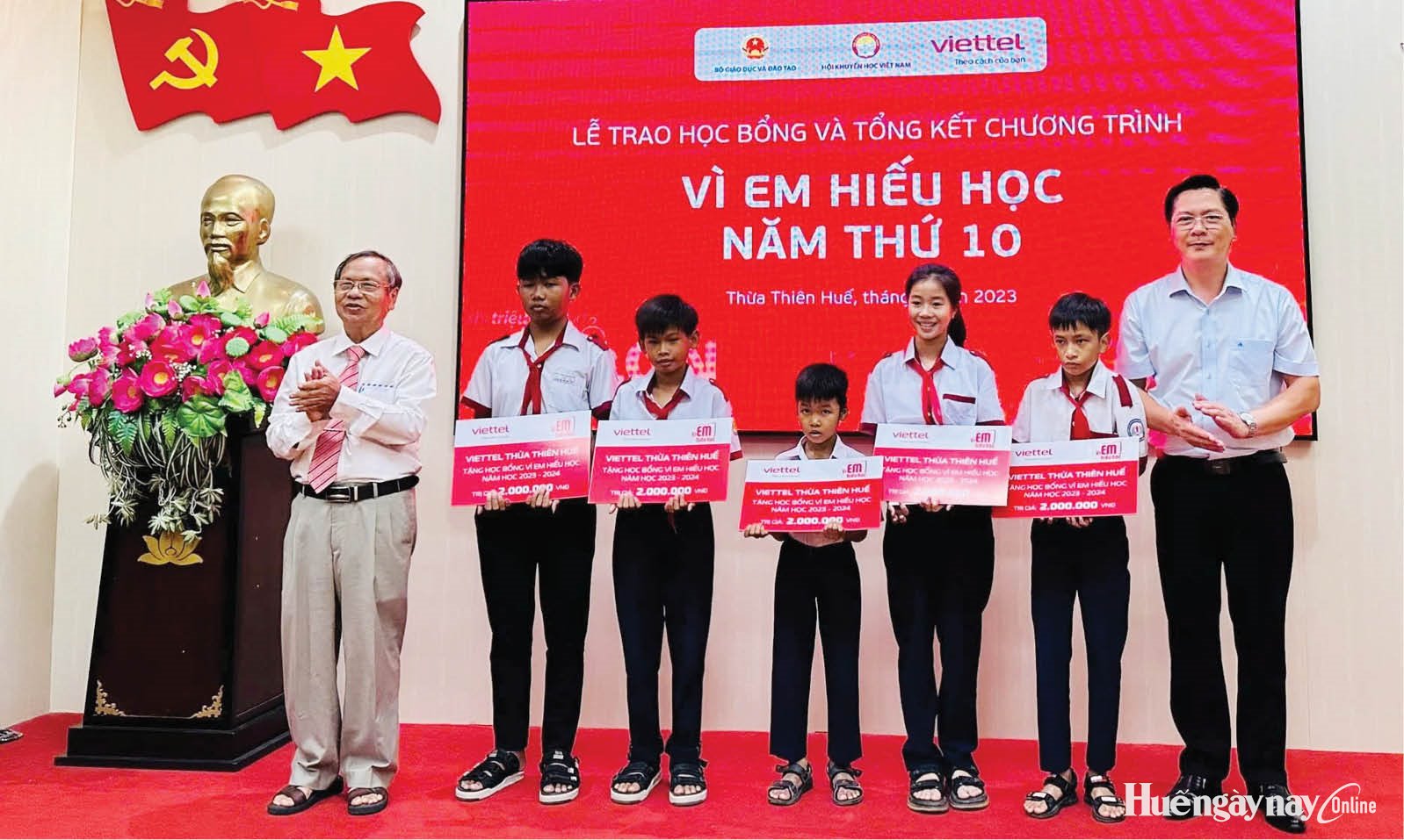 Hành trình 30 năm khuyến học trên đất Huế