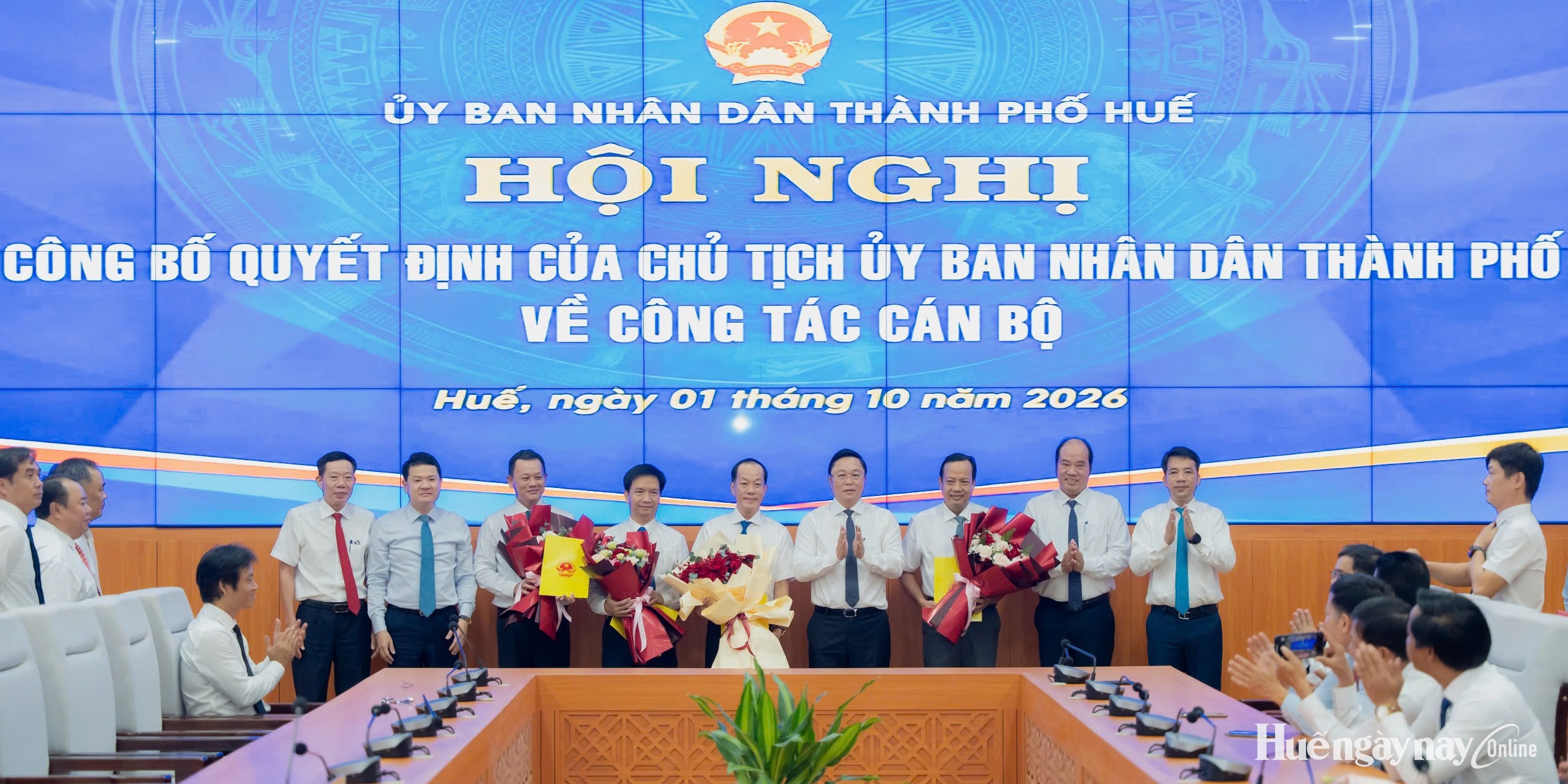 Kiện toàn lãnh đạo các sở, ban quản lý, trung tâm thuộc UBND thành phố Huế