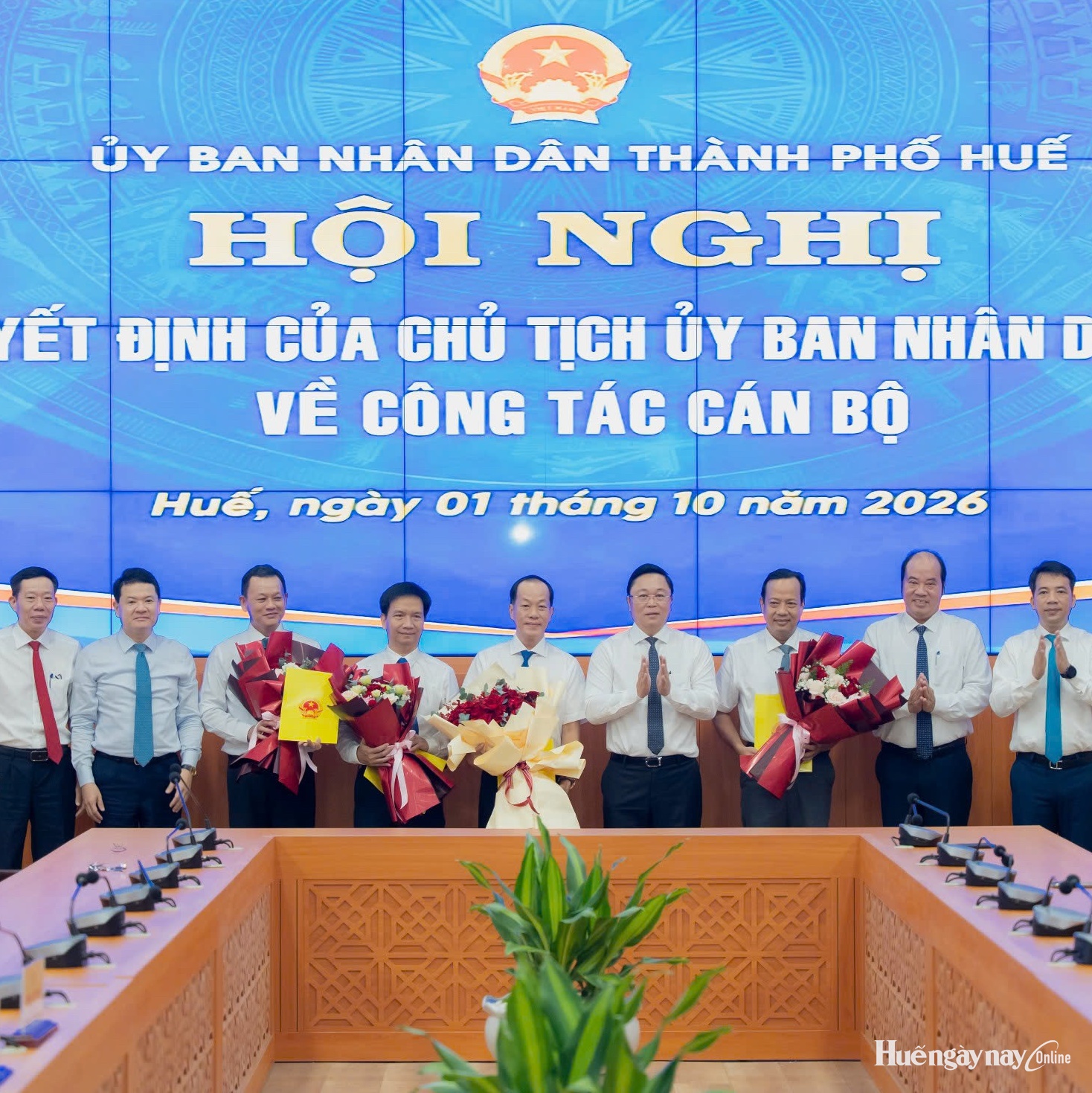 Kiện toàn lãnh đạo các sở, ban quản lý, trung tâm thuộc UBND thành phố Huế