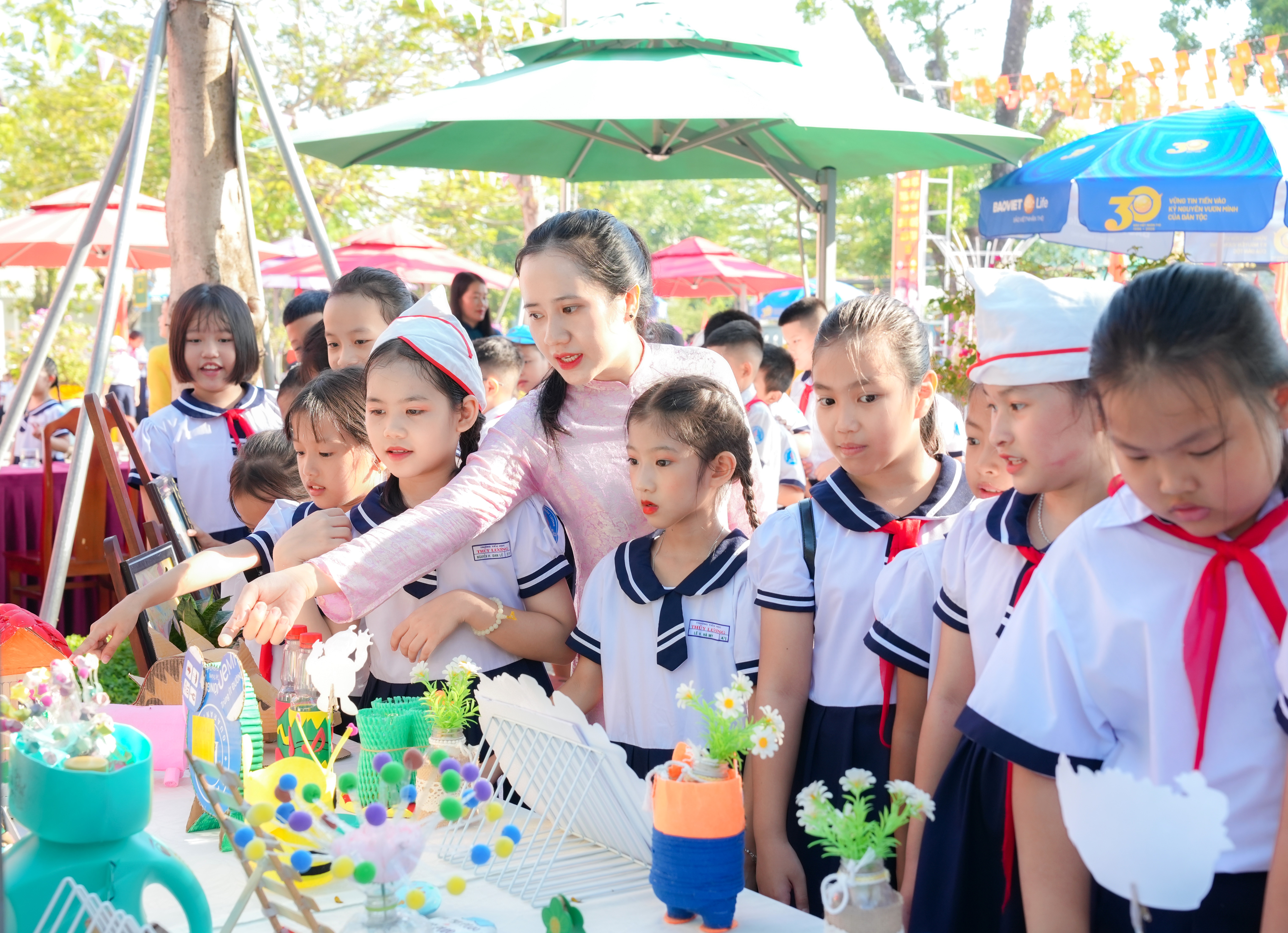 Học tập suốt đời gắn với kỹ năng số và trí tuệ nhân tạo