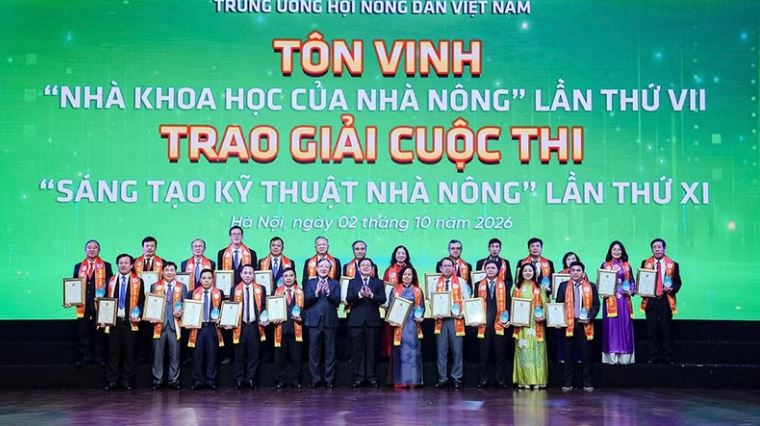 Tôn vinh 42 Nhà khoa học của nhà nông và 24 giải pháp Sáng tạo kỹ thuật nhà nông